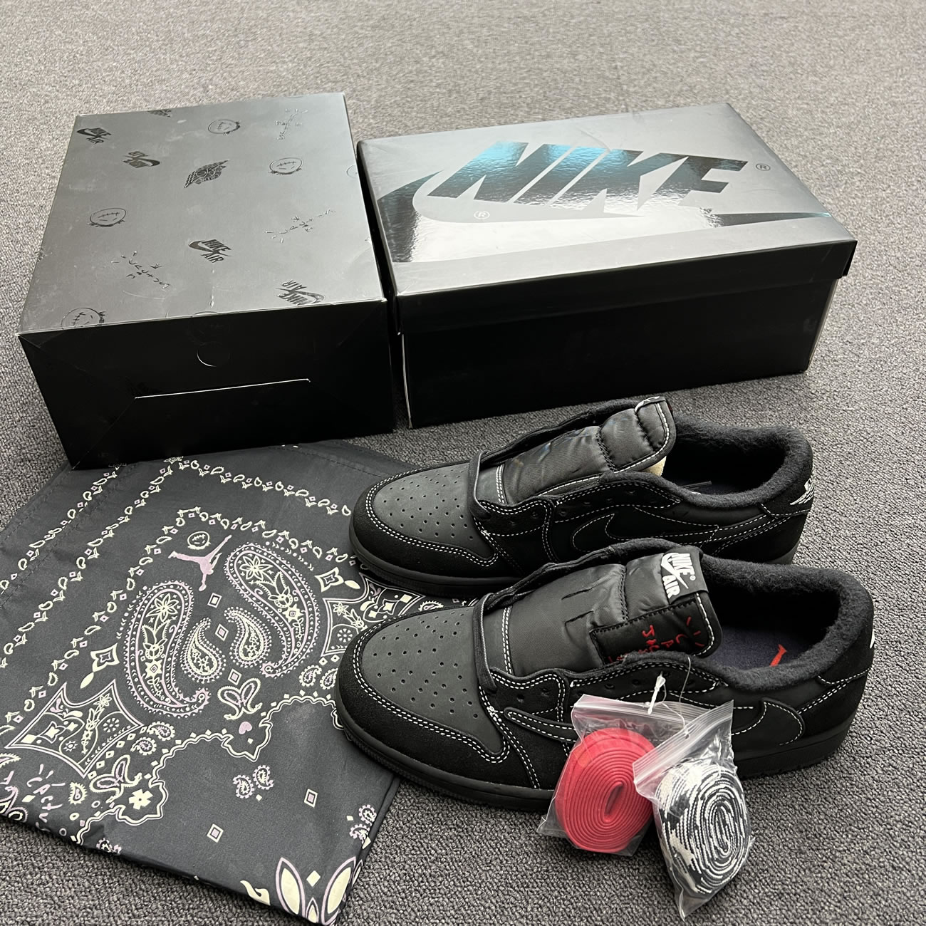 Jordan 1 Retro Low Og Sp Travis Scott Black Phantom Dm7866 001 (2) - www.newkick.org