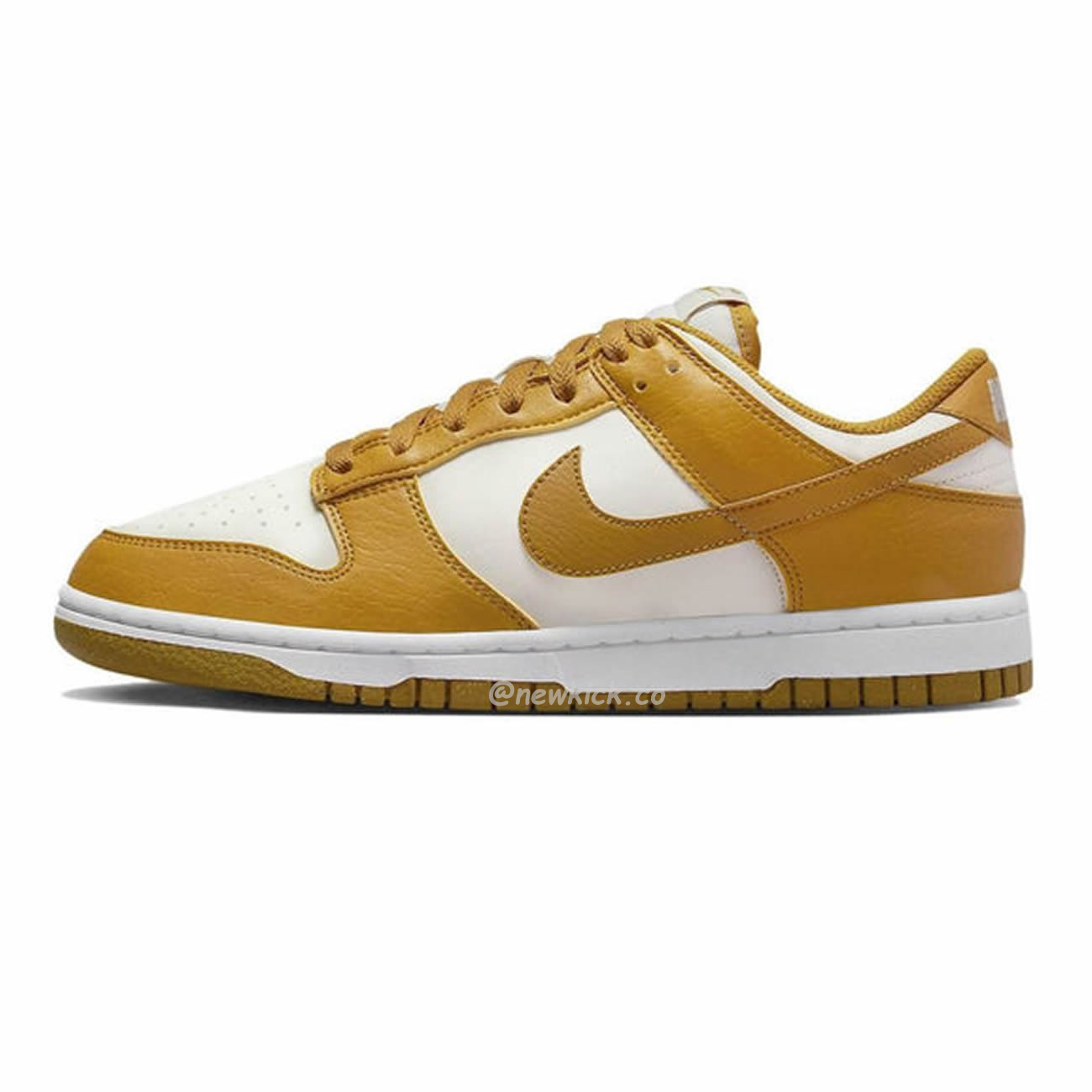 Nike Dunk Low Next Nature Phantom Gold Suede Dn1431 001 (1) - www.newkick.org