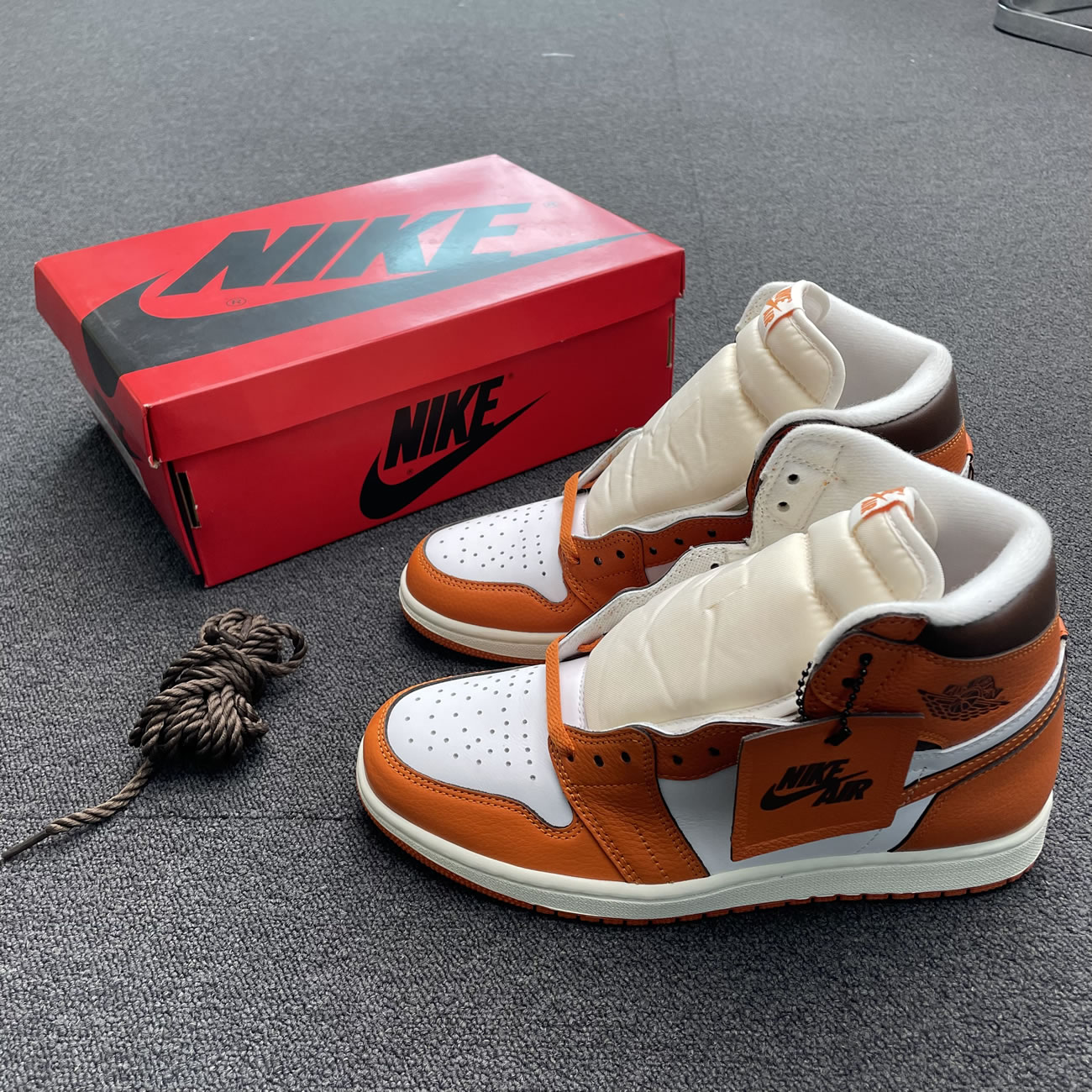 Jordan 1 Retro High Og Starfish W Do9369 101 (2) - www.newkick.org