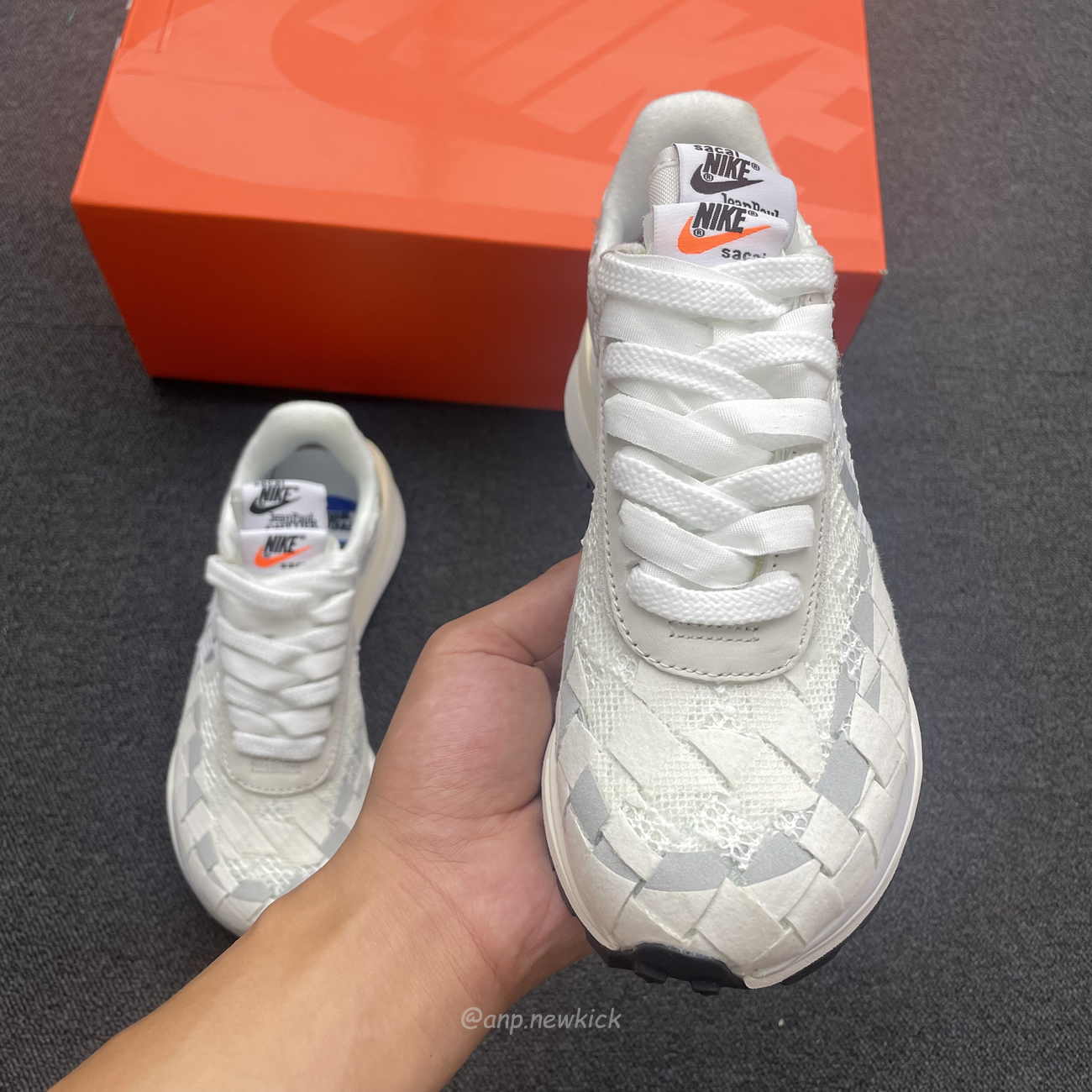 Sacai X Nike Waffe Woven White Green Gusto Dr5209 300 Dr5209 100 (11) - www.newkick.org