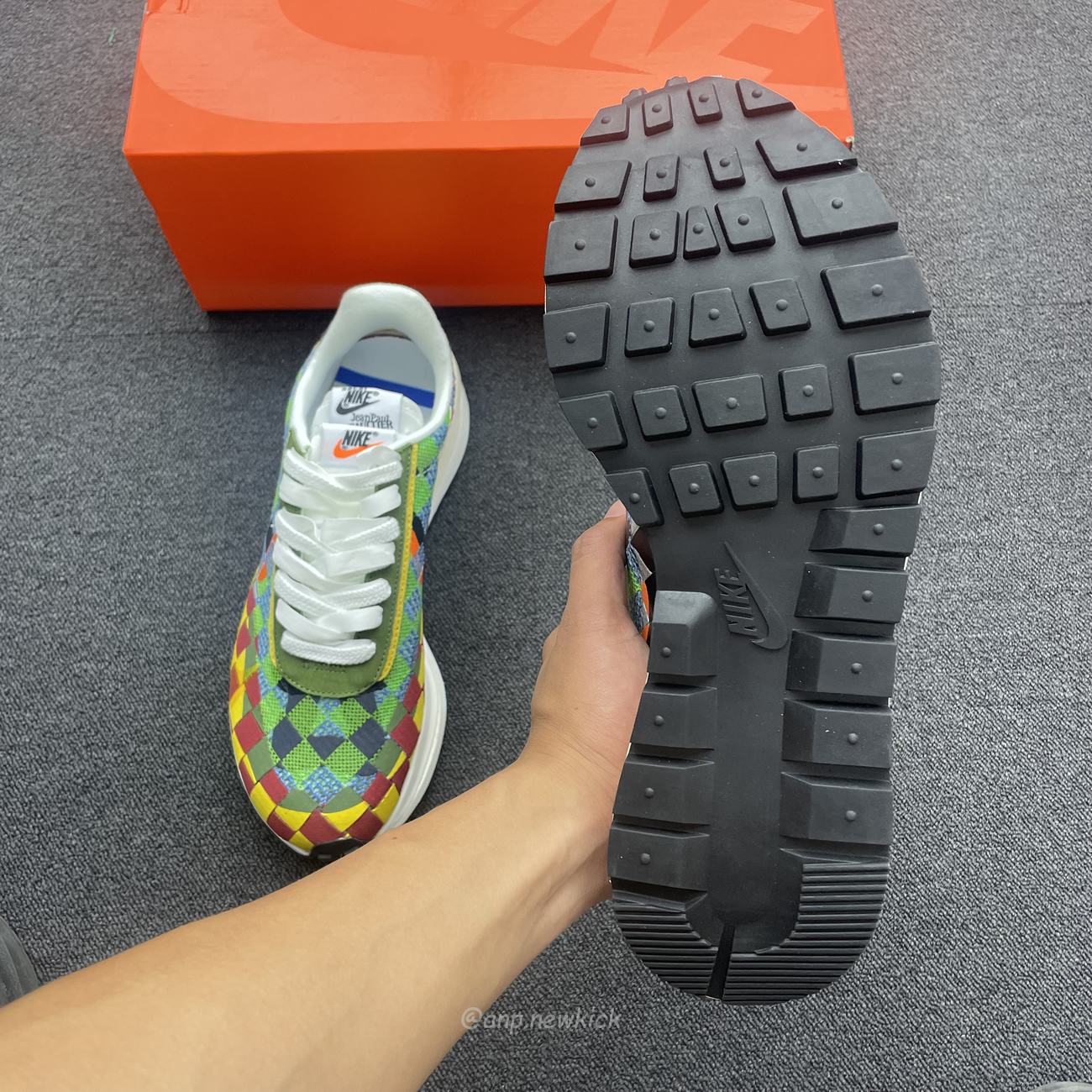 Sacai X Nike Waffe Woven White Green Gusto Dr5209 300 Dr5209 100 (12) - www.newkick.org