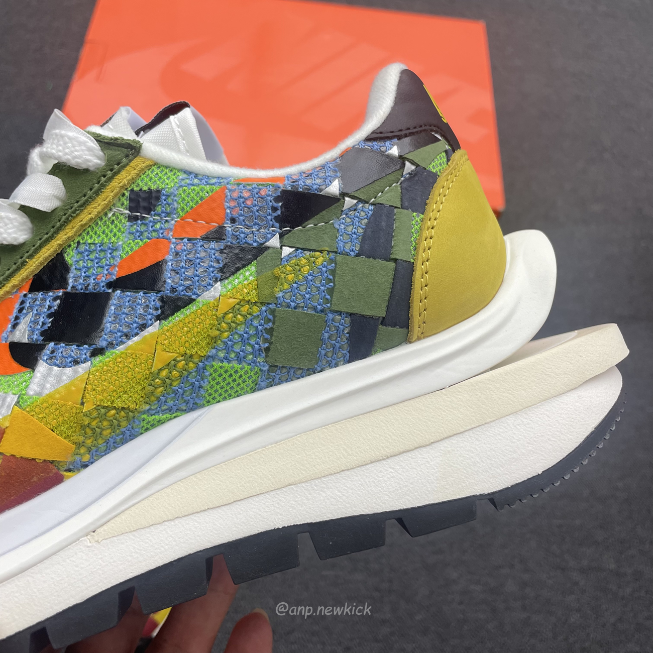 Sacai X Nike Waffe Woven White Green Gusto Dr5209 300 Dr5209 100 (13) - www.newkick.org