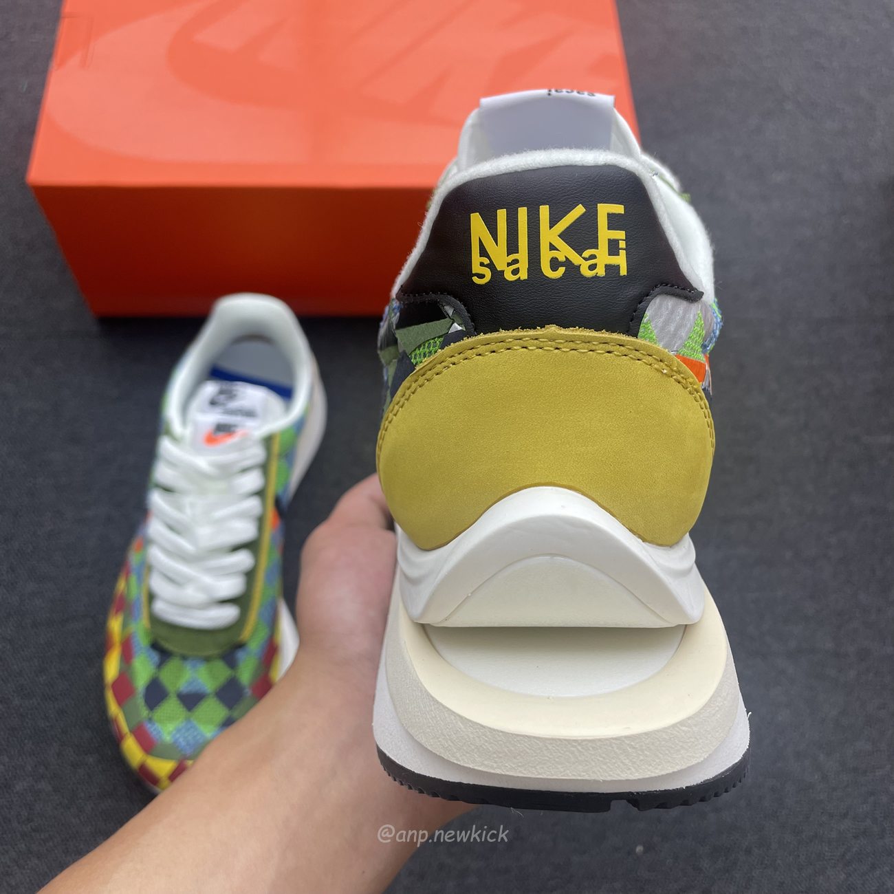 Sacai X Nike Waffe Woven White Green Gusto Dr5209 300 Dr5209 100 (14) - www.newkick.org