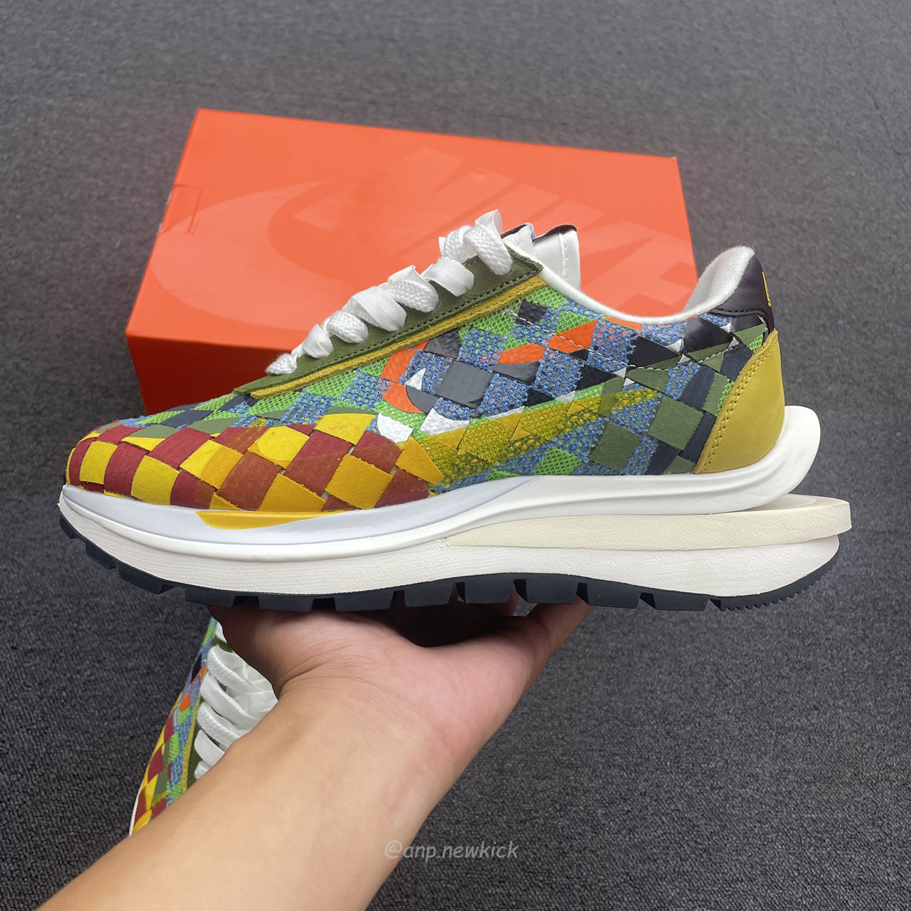 Sacai X Nike Waffe Woven White Green Gusto Dr5209 300 Dr5209 100 (15) - www.newkick.org