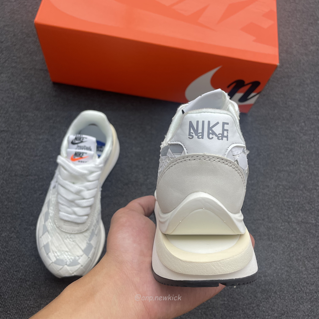 Sacai X Nike Waffe Woven White Green Gusto Dr5209 300 Dr5209 100 (8) - www.newkick.org