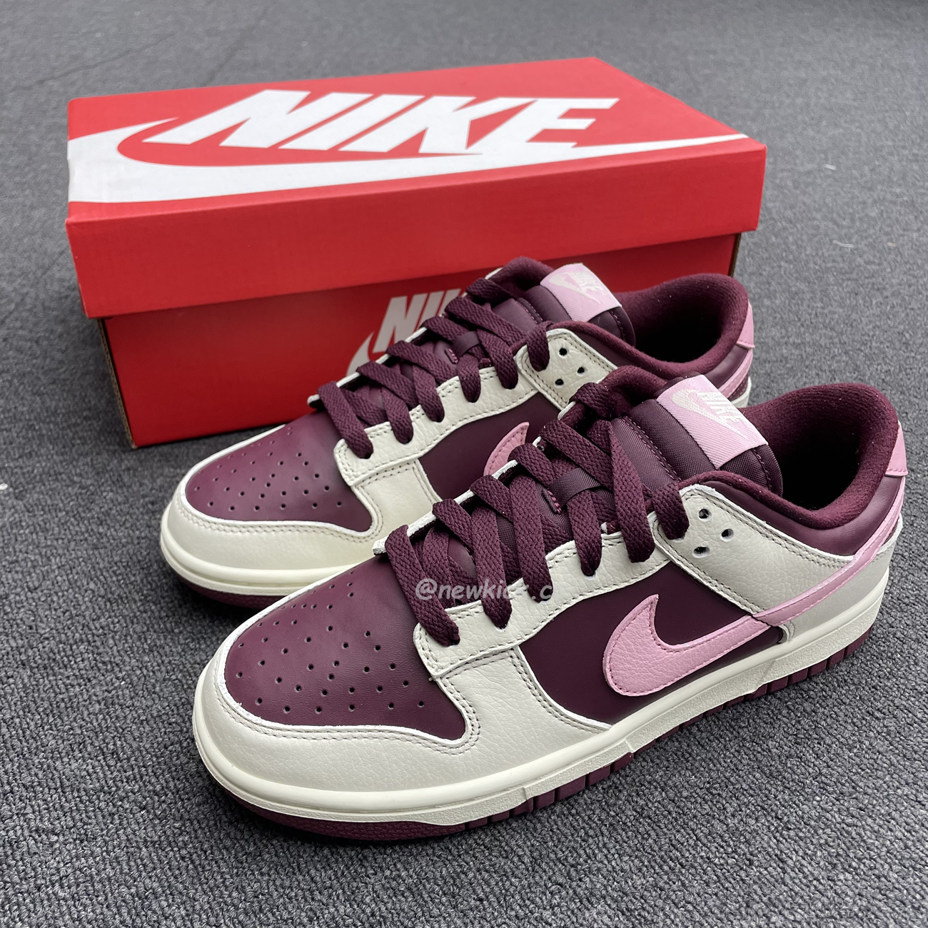 Nike Dunk Low Retro Prm Valentine Day 2023 Dr9705 100 (13) - www.newkick.org