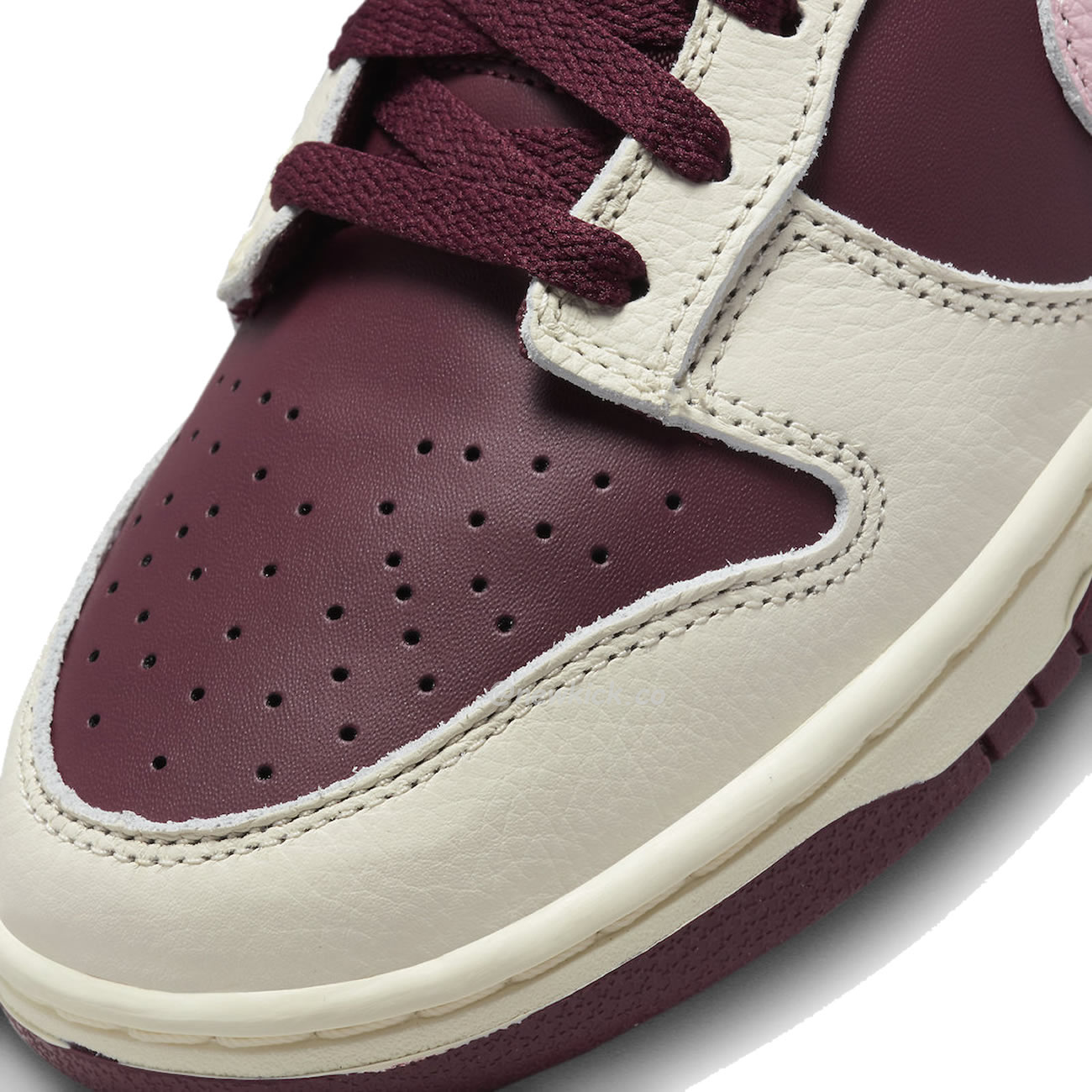 Nike Dunk Low Retro Prm Valentine Day 2023 Dr9705 100 (6) - www.newkick.org