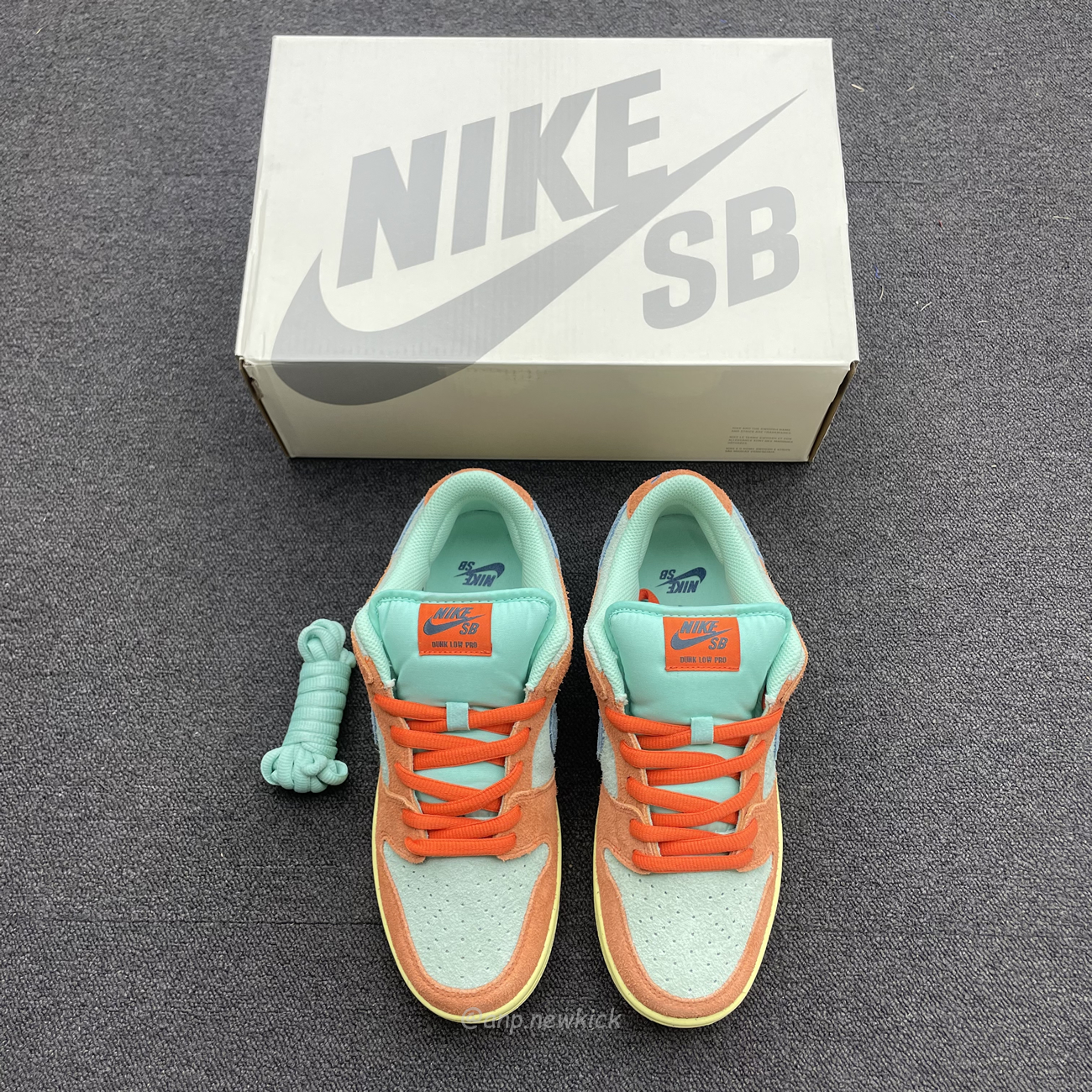 Nike Sb Dunk Low Orange Emerald Rise Dv5429 800 (12) - www.newkick.org
