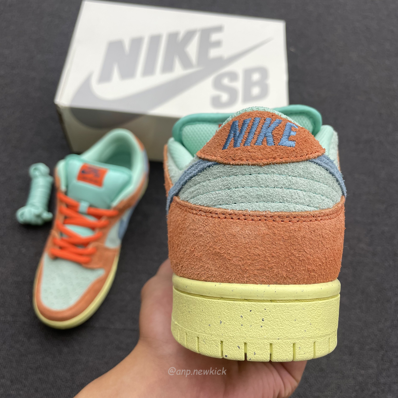 Nike Sb Dunk Low Orange Emerald Rise Dv5429 800 (8) - www.newkick.org