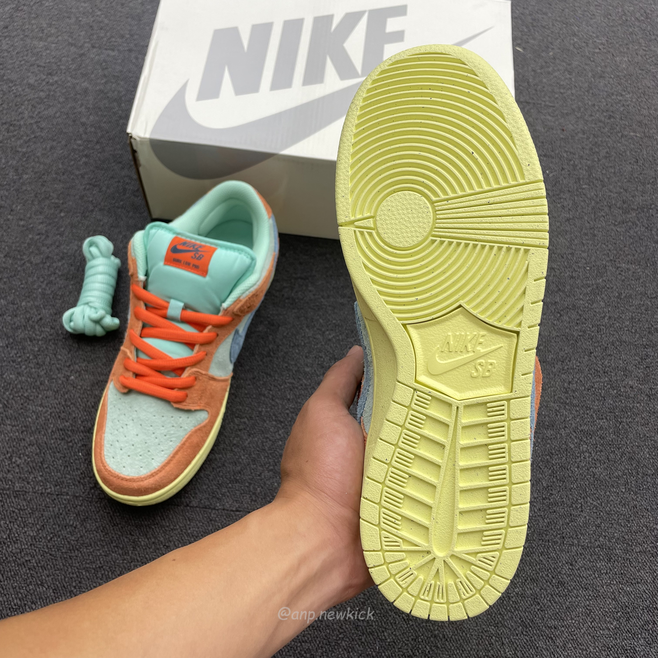 Nike Sb Dunk Low Orange Emerald Rise Dv5429 800 (9) - www.newkick.org
