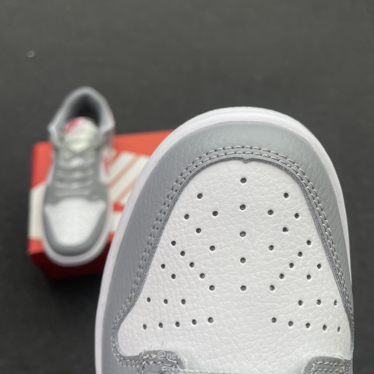 Nike Dunk Low White Wolf Grey University Red Gs Dv7149 001 (10) - www.newkick.org Nike Dunk Low White Wolf Grey University Red Gs Dv7149 001 (10) - www.newkick.org