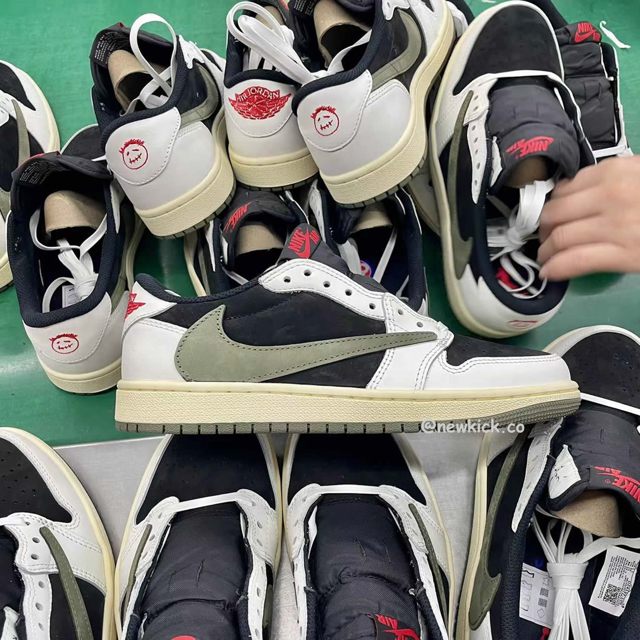 Air Jordan 1 Retro Low Og Sp Travis Scott Olive W Dz4137 106 (12) - www.newkick.org Air Jordan 1 Retro Low Og Sp Travis Scott Olive W Dz4137 106 (12) - www.newkick.org