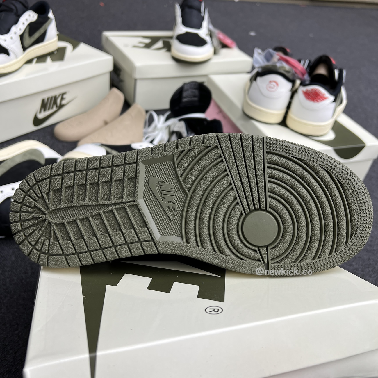 Air Jordan 1 Retro Low Og Sp Travis Scott Olive W Dz4137 106 (16) - www.newkick.org Air Jordan 1 Retro Low Og Sp Travis Scott Olive W Dz4137 106 (16) - www.newkick.org