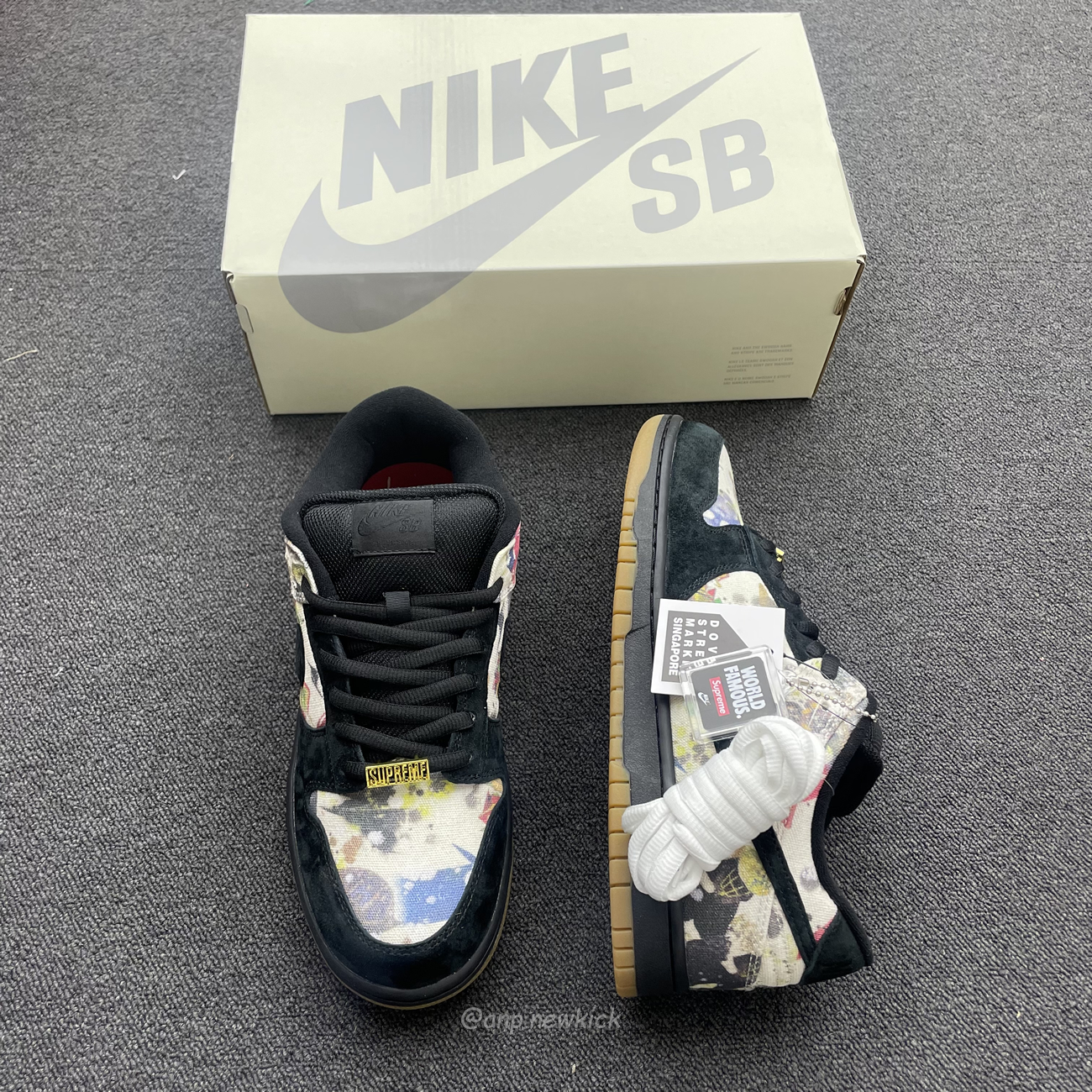 Nike Sb Dunk Low Supreme Rammellzee Fd8778 001 (9) - www.newkick.org