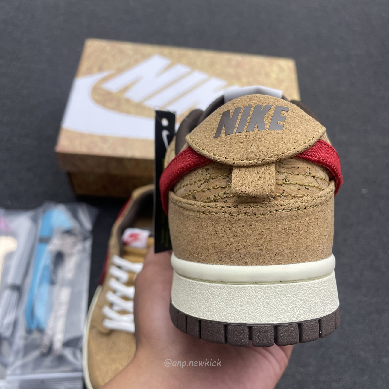 Nike Dunk Low Sp Clot Cork Fn0317 121 (12) - www.newkick.org Nike Dunk Low Sp Clot Cork Fn0317 121 (12) - www.newkick.org