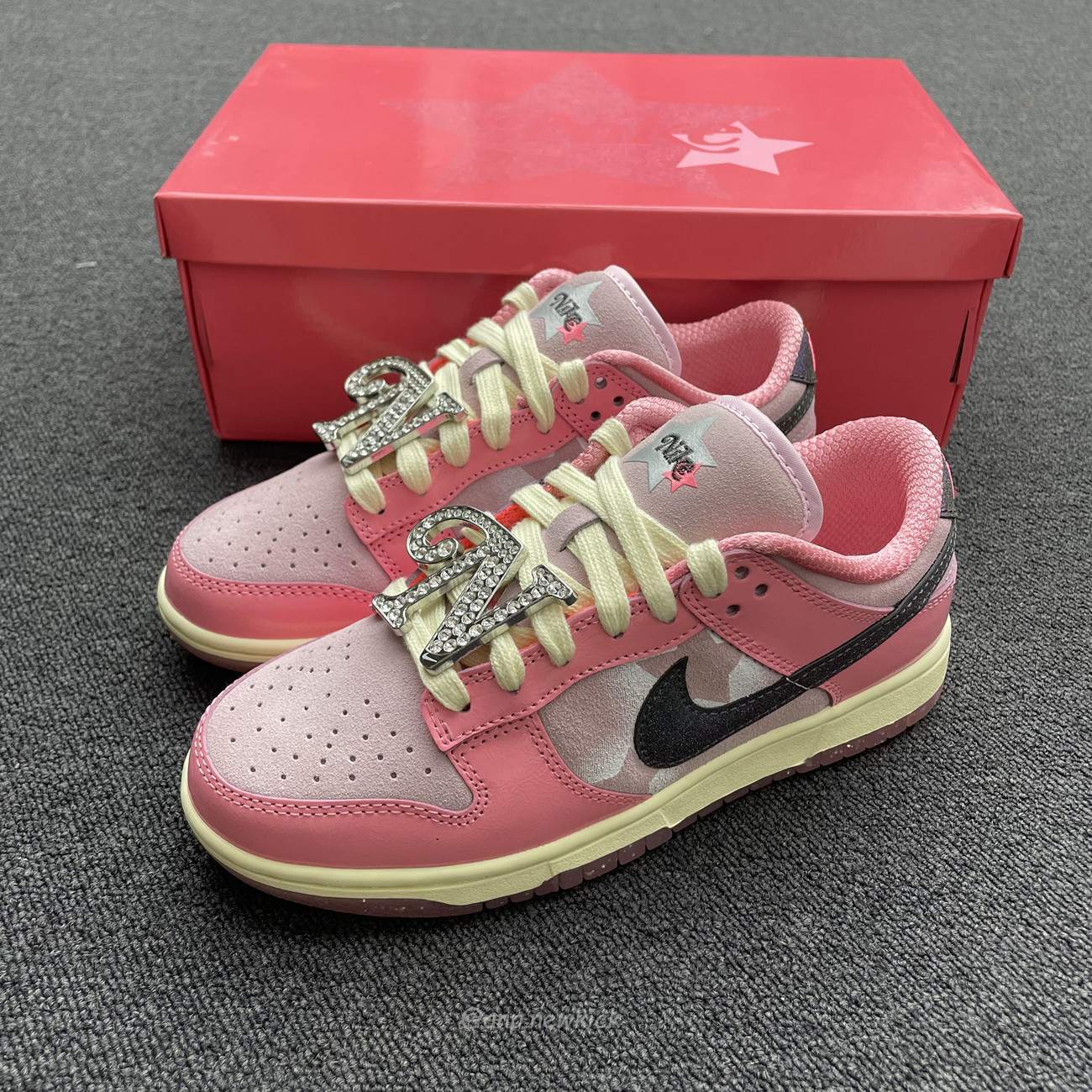 Nike Dunk Low Lx Barbie Fn8927 621 (13) - www.newkick.org