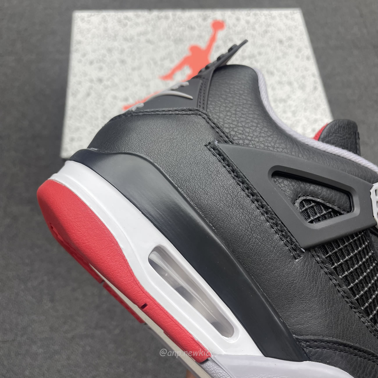 Air Jordan 4 Retro Bred Reimagined Fv5029 006 (9) - www.newkick.org Air Jordan 4 Retro Bred Reimagined Fv5029 006 (9) - www.newkick.org