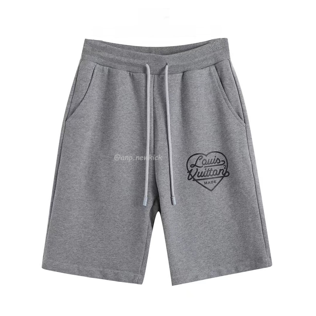Louis Vuitton X Nigo Printed Heart Short Light Grey Fw21 (1) - www.newkick.org Louis Vuitton X Nigo Printed Heart Short Light Grey Fw21 (1) - www.newkick.org