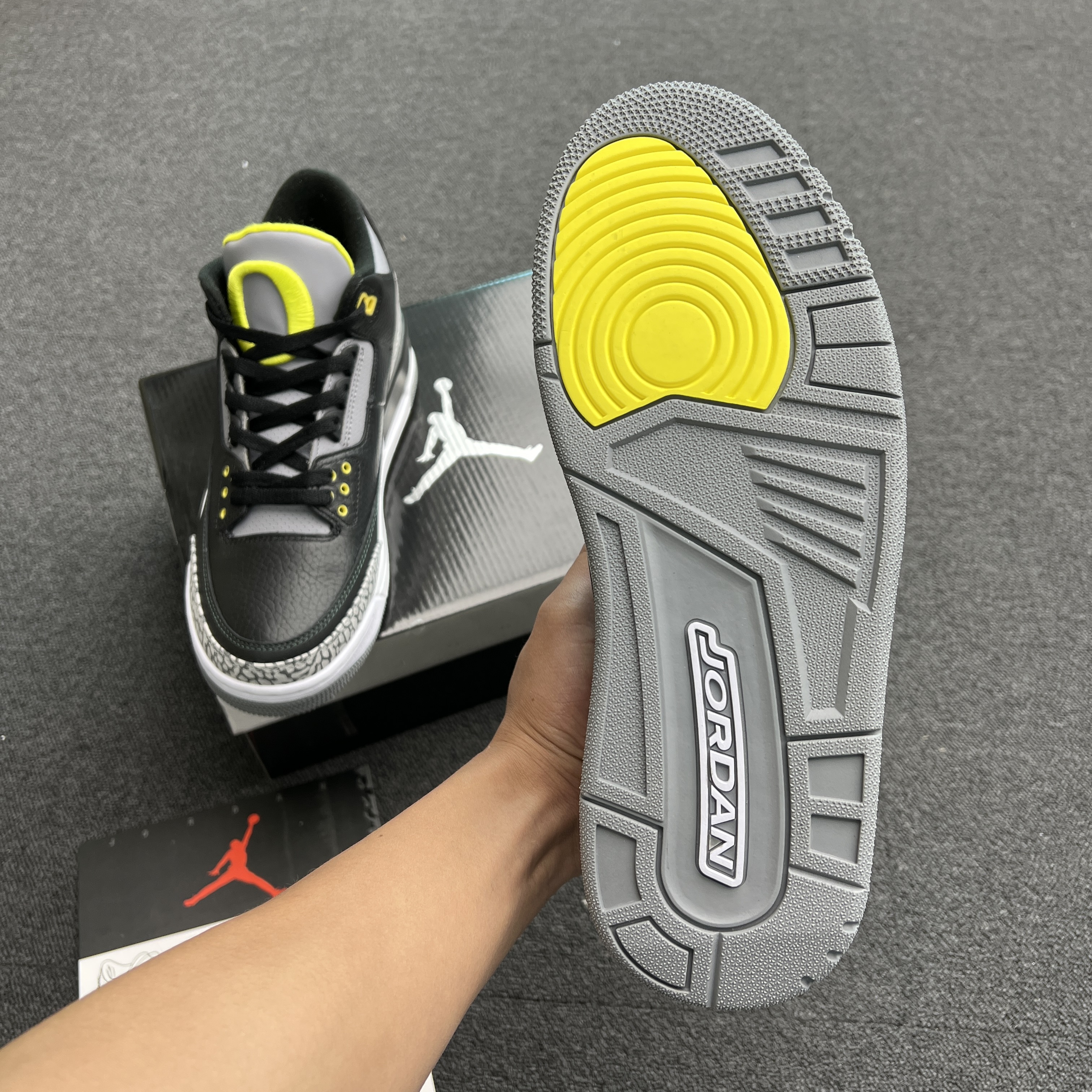 Jordan 3 Retro Oregon Ducks Pit Crew Both Pairs H011 Mnjdls 5 (2) - www.newkick.org