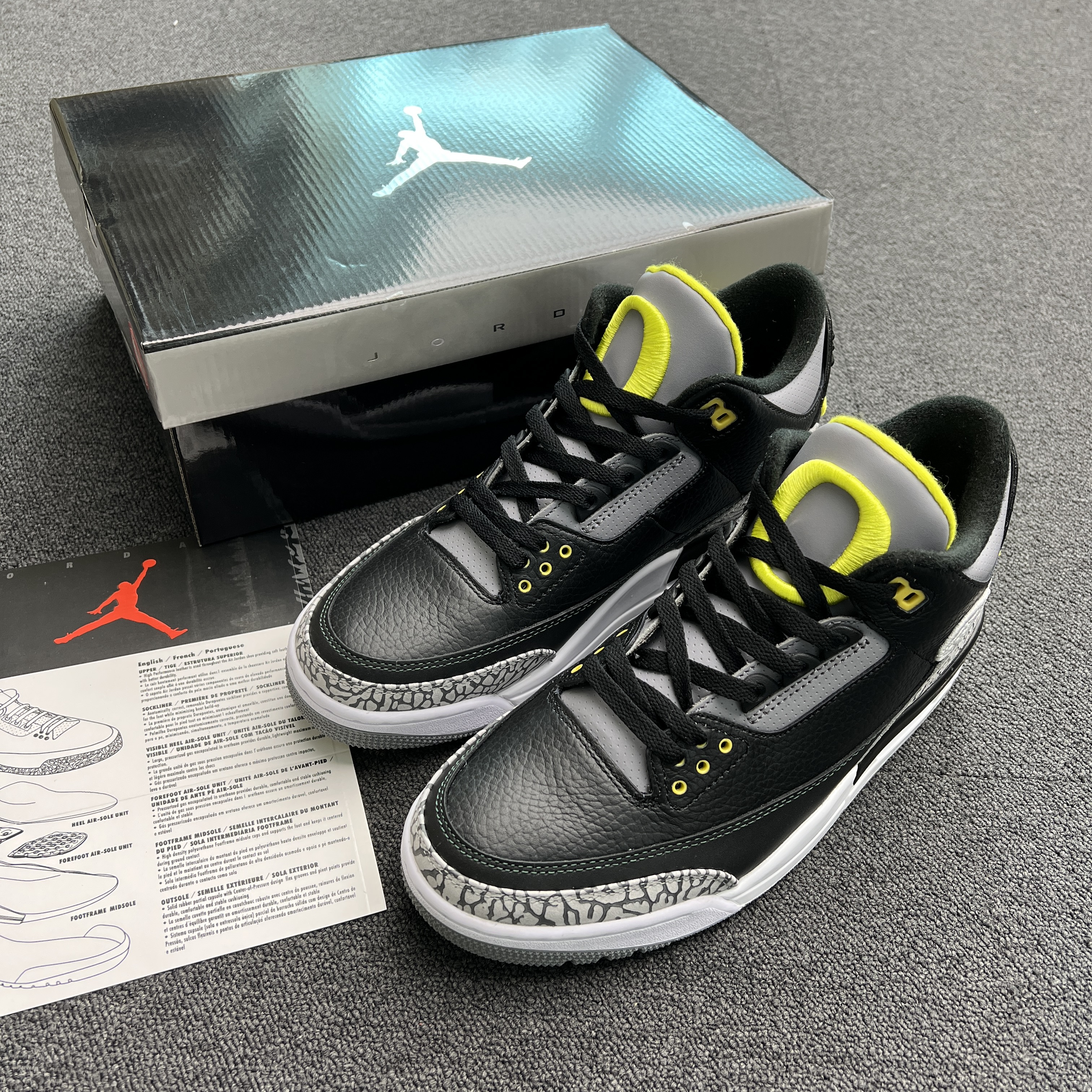 Jordan 3 Retro Oregon Ducks Pit Crew Both Pairs H011 Mnjdls 5 (5) - www.newkick.org