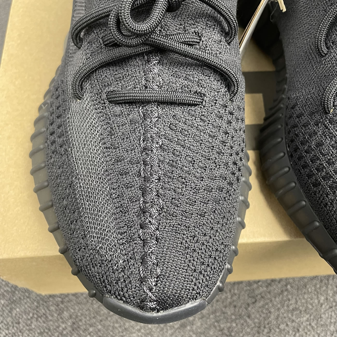 Adidas Yeezy Boost 350 V2 Onyx Hq4540 (10) - www.newkick.org