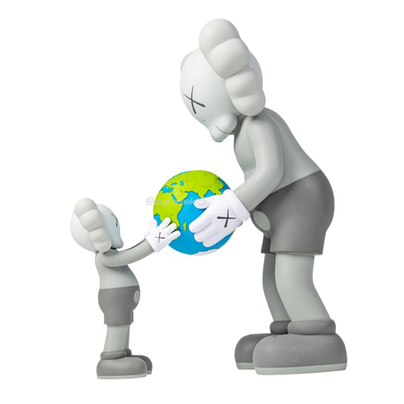 Kaws The Promise Grey Figure (1) - www.newkick.org Kaws The Promise Grey Figure (1) - www.newkick.org