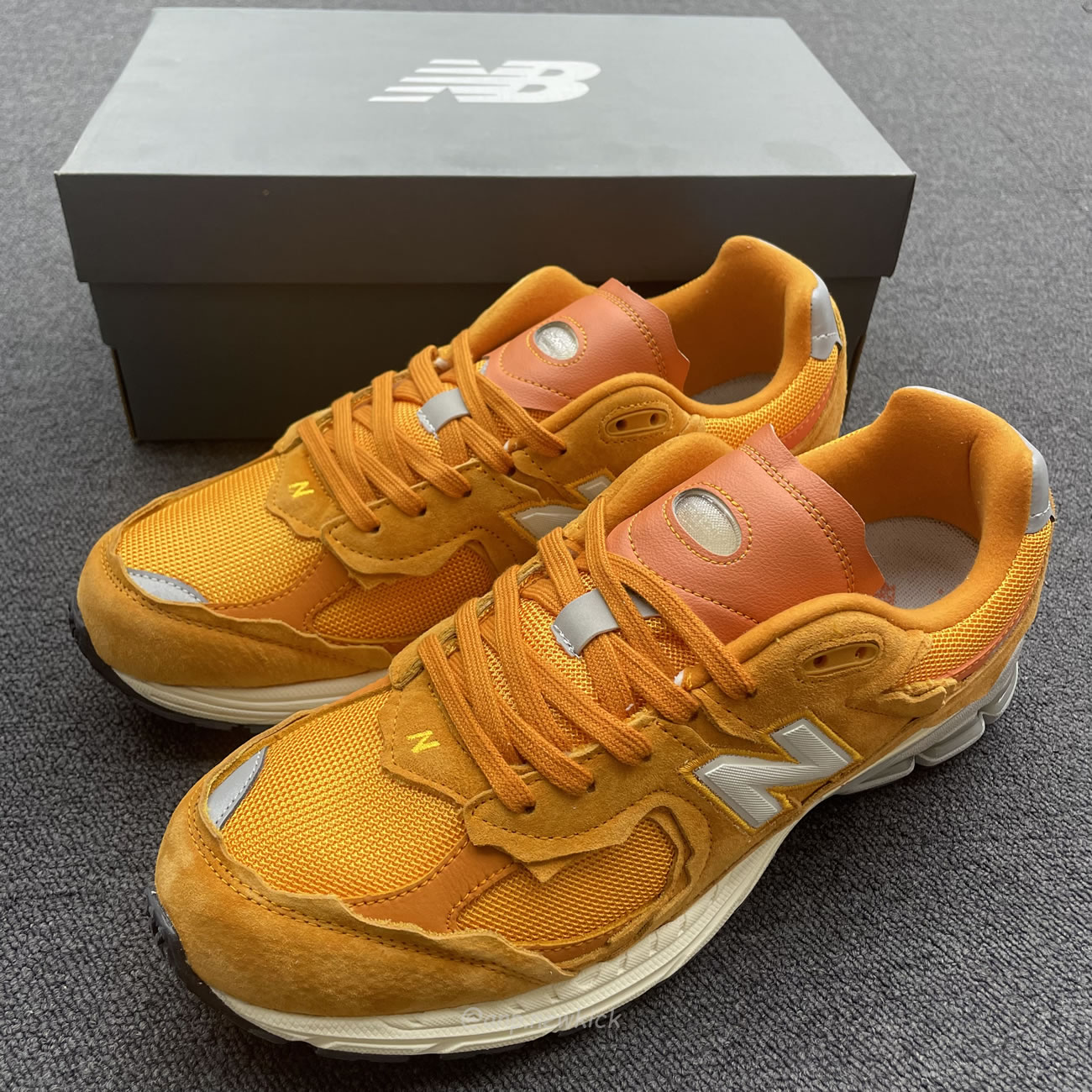 New Balance 2002r Protection Pack Vintage Orange M2002rde (12) - www.newkick.org