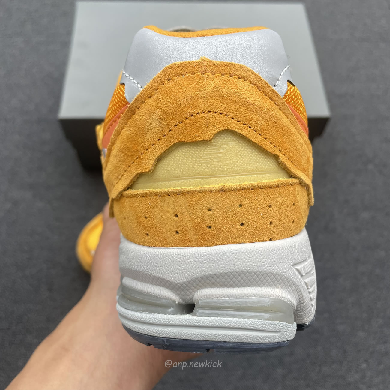 New Balance 2002r Protection Pack Vintage Orange M2002rde (6) - www.newkick.org