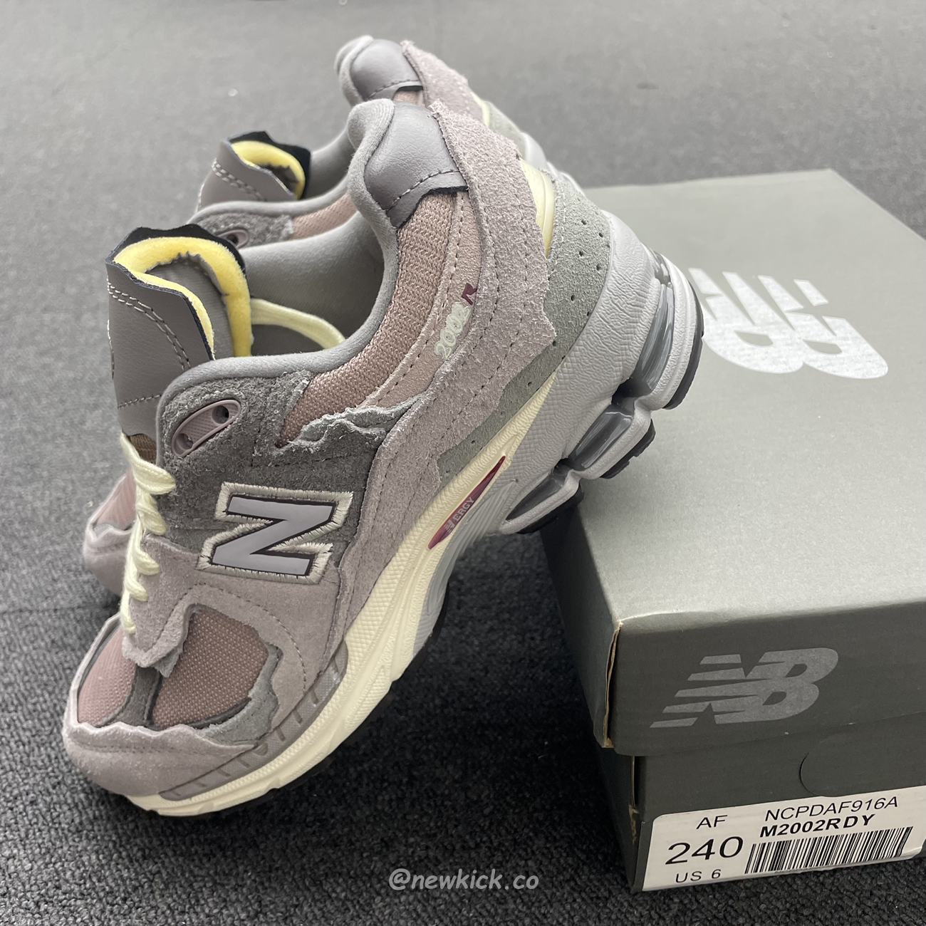 New Balance 2002r Protection Pack Lunar New Year Dusty Lilac M2002rdy (3) - www.newkick.org