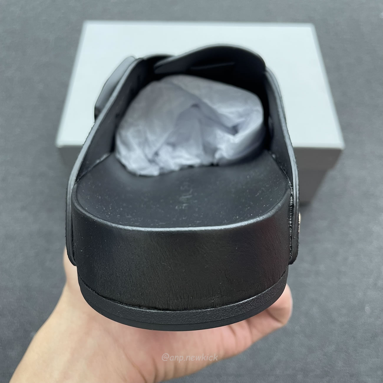 Balenciaga 2024 Five Toed Contour Sunday Flat Sole Muller Shoes (2) - www.newkick.org Balenciaga 2024 Five Toed Contour Sunday Flat Sole Muller Shoes (2) - www.newkick.org