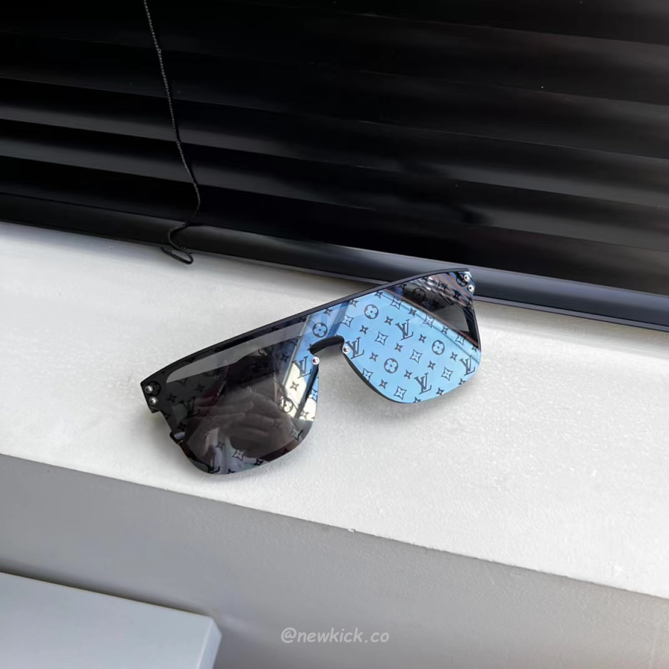 Louis Vuitton Lv Waimea Sunglasses Z1082e (4) - www.newkick.org