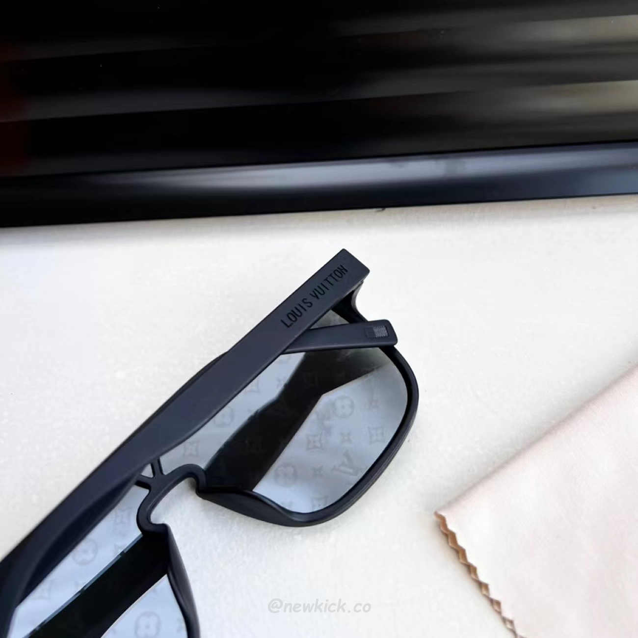 Louis Vuitton Lv Waimea Sunglasses Z1082e (5) - www.newkick.org