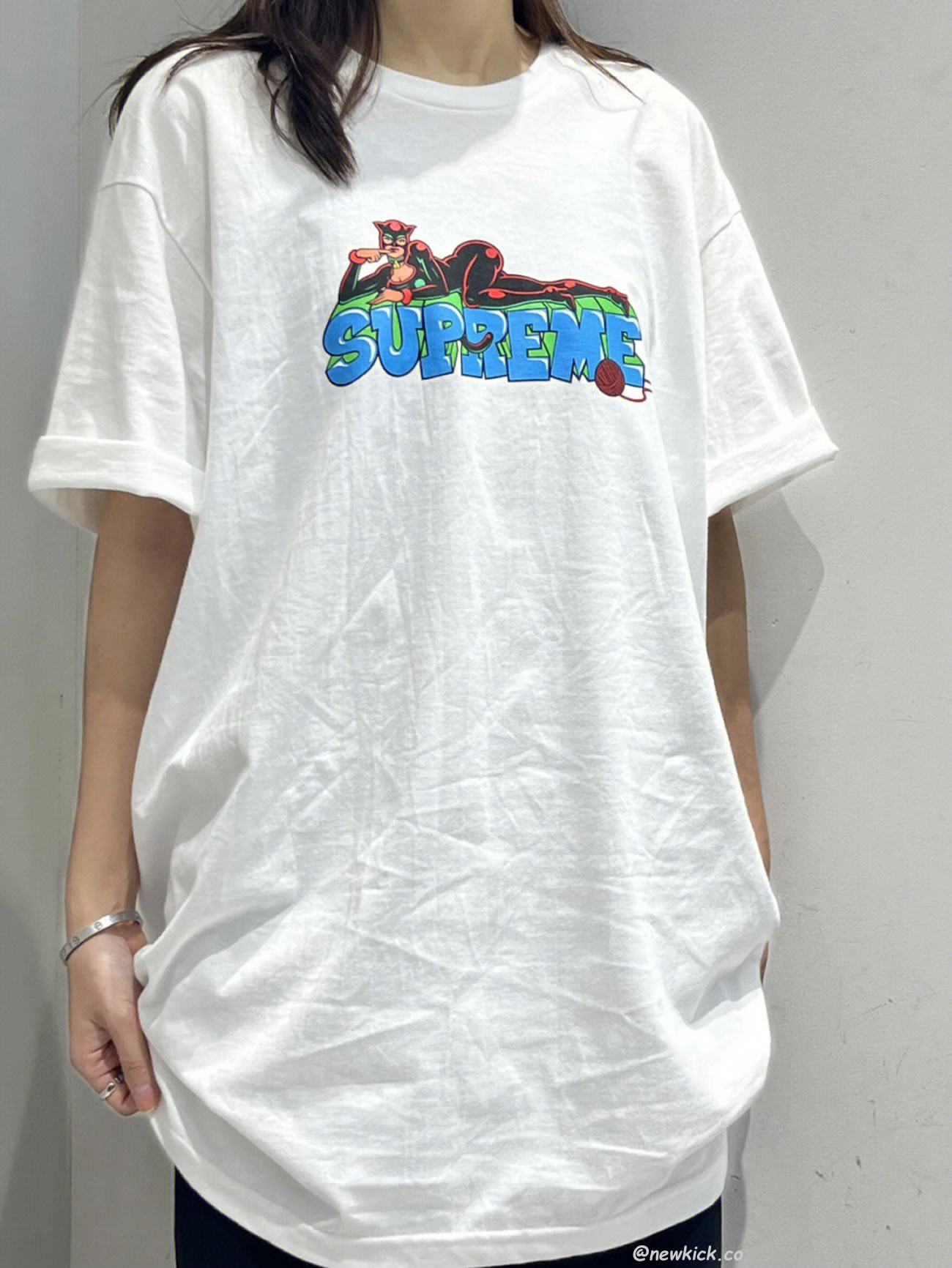 Supreme Catwoman Tee (2) - www.newkick.org