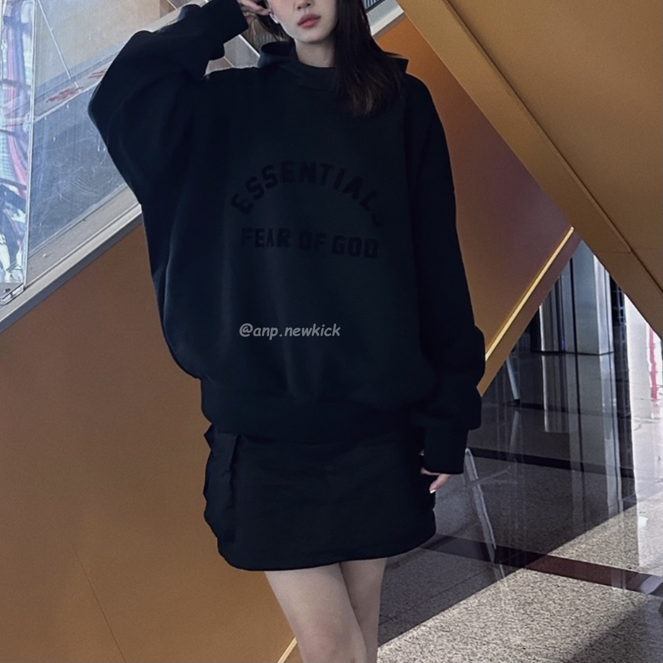 Fear Of God Essentials Tee Black (3) - www.newkick.org