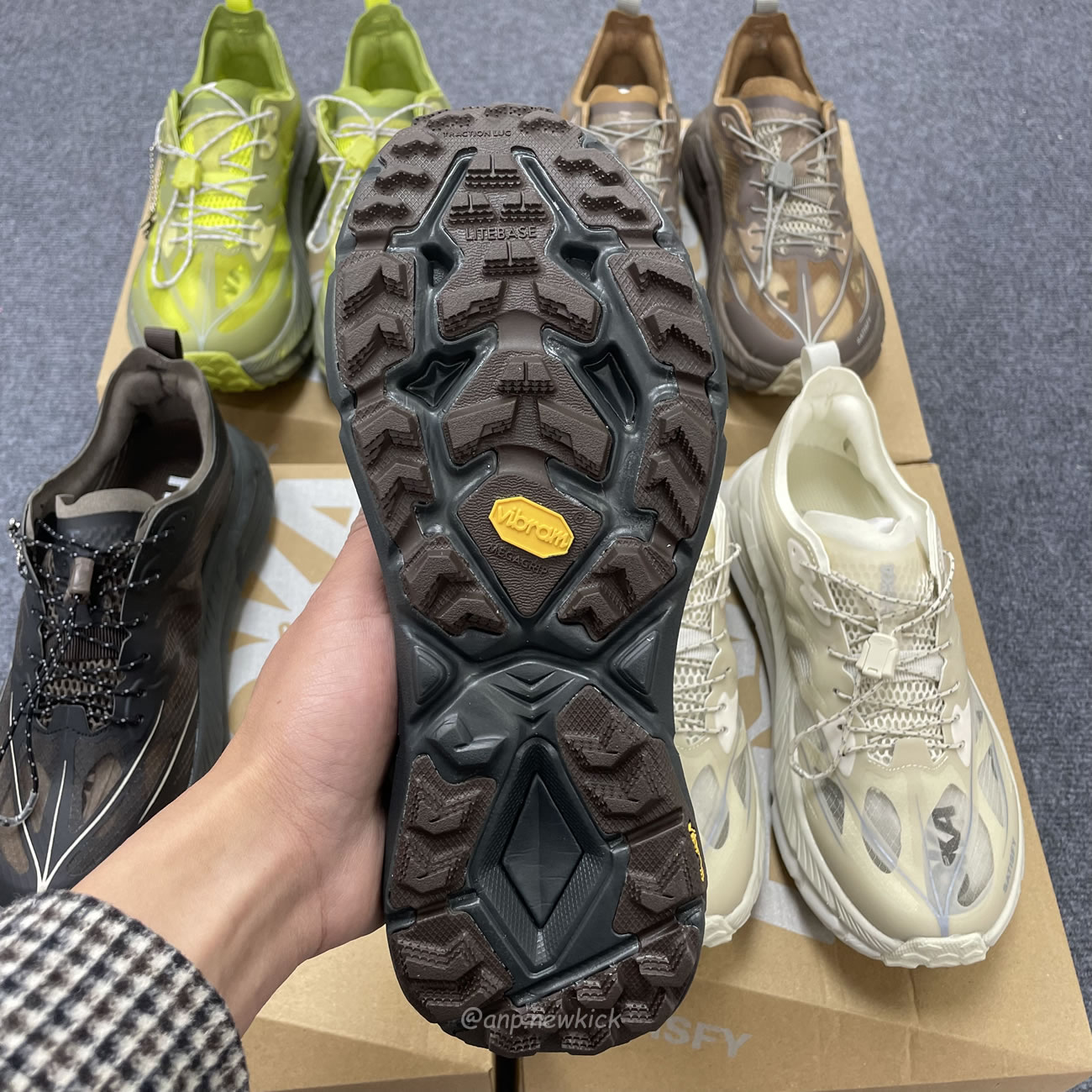 Hoka One One Mafate Speed 4 Lite Satisfy Bone Coffee Rubber Sulfur 1157050 Bone (13) - www.newkick.org
