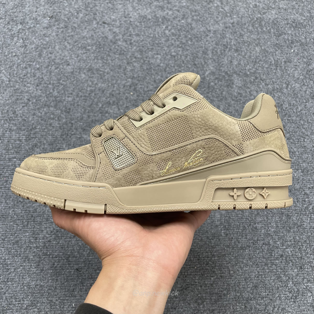 Louis Vuitton Lv Trainer Beige Raffia Mens Archlight 1a54h5 (2) - www.newkick.org Louis Vuitton Lv Trainer Beige Raffia Mens Archlight 1a54h5 (2) - www.newkick.org