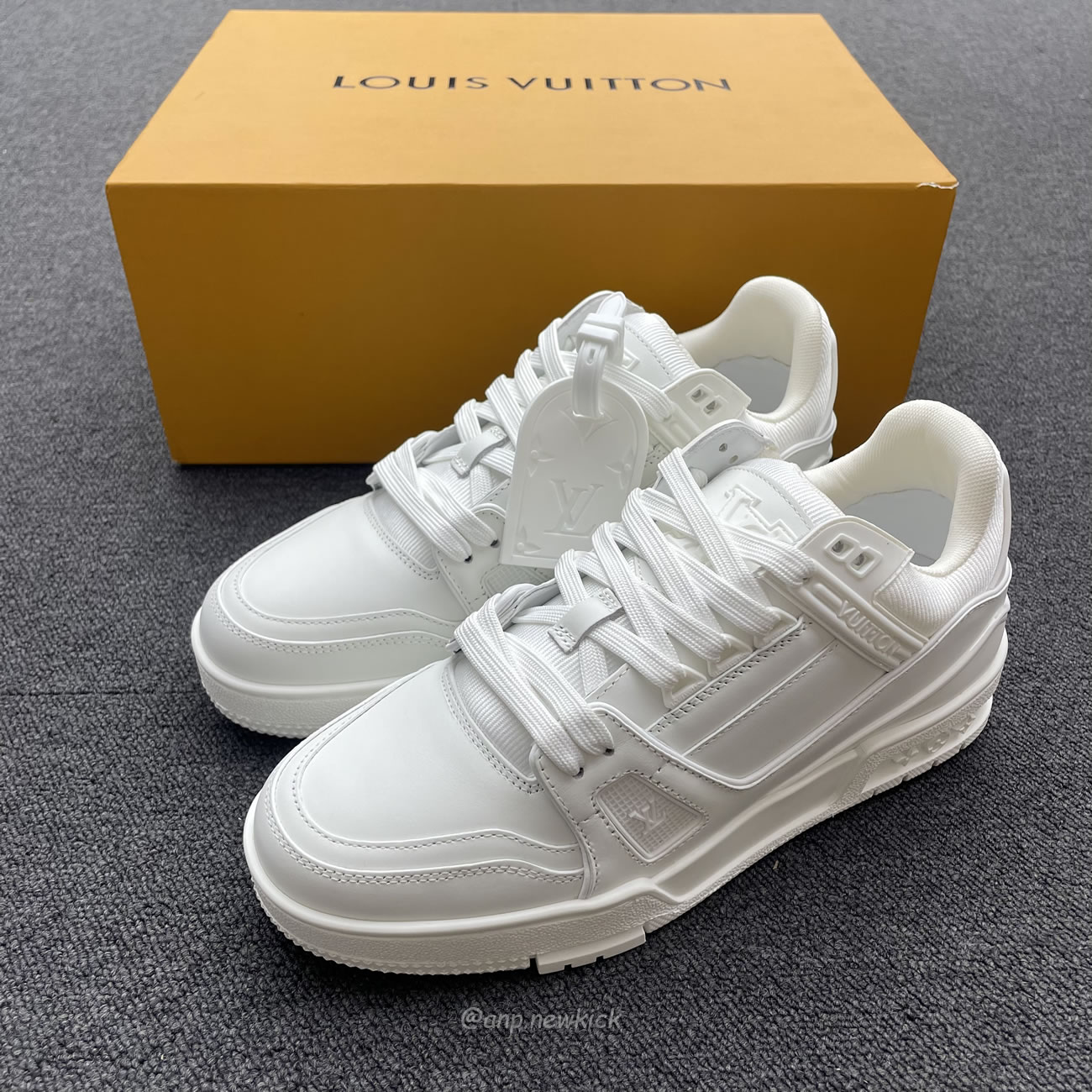 Louis Vuitton Lv Trainer Sneaker White 1a8wav (10) - www.newkick.org