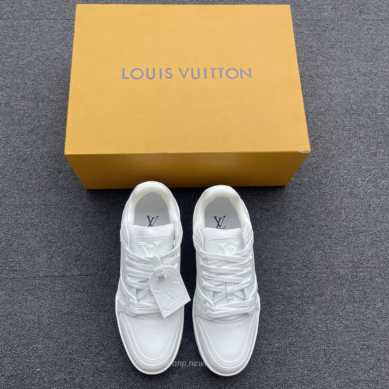 Louis Vuitton Lv Trainer Sneaker White 1a8wav (7) - www.newkick.org