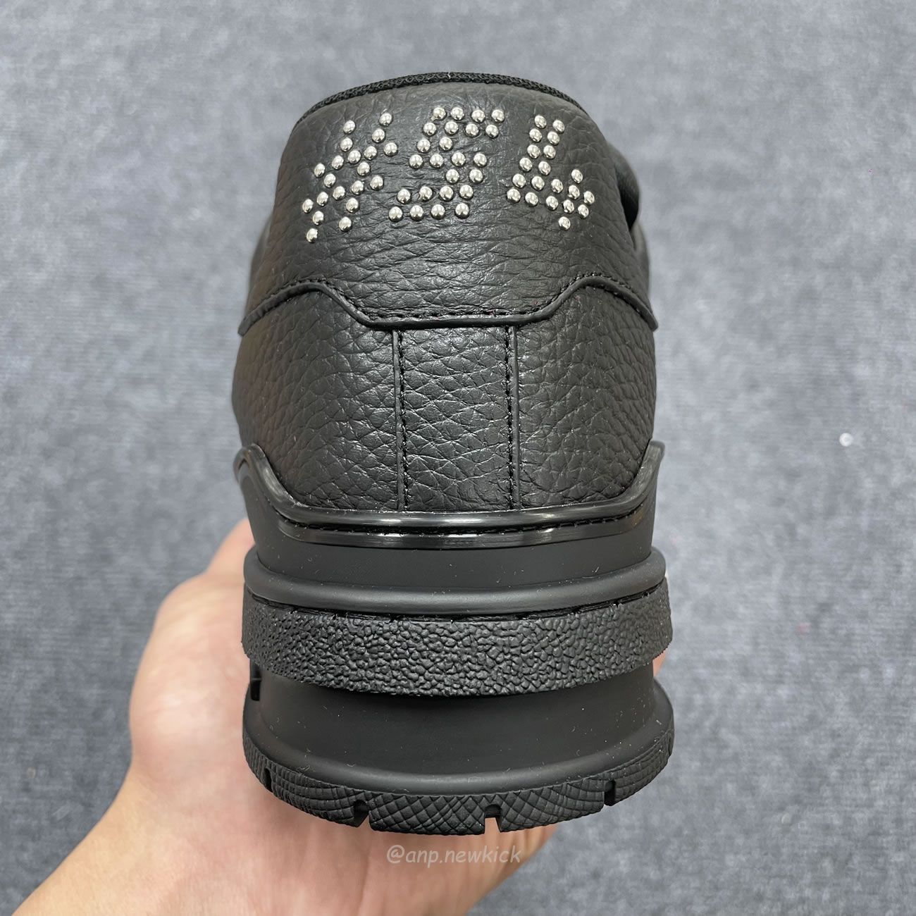 Louis Vuitton Lv Trainer Black White Calf Leather 1addby (2) - www.newkick.org Louis Vuitton Lv Trainer Black White Calf Leather 1addby (2) - www.newkick.org