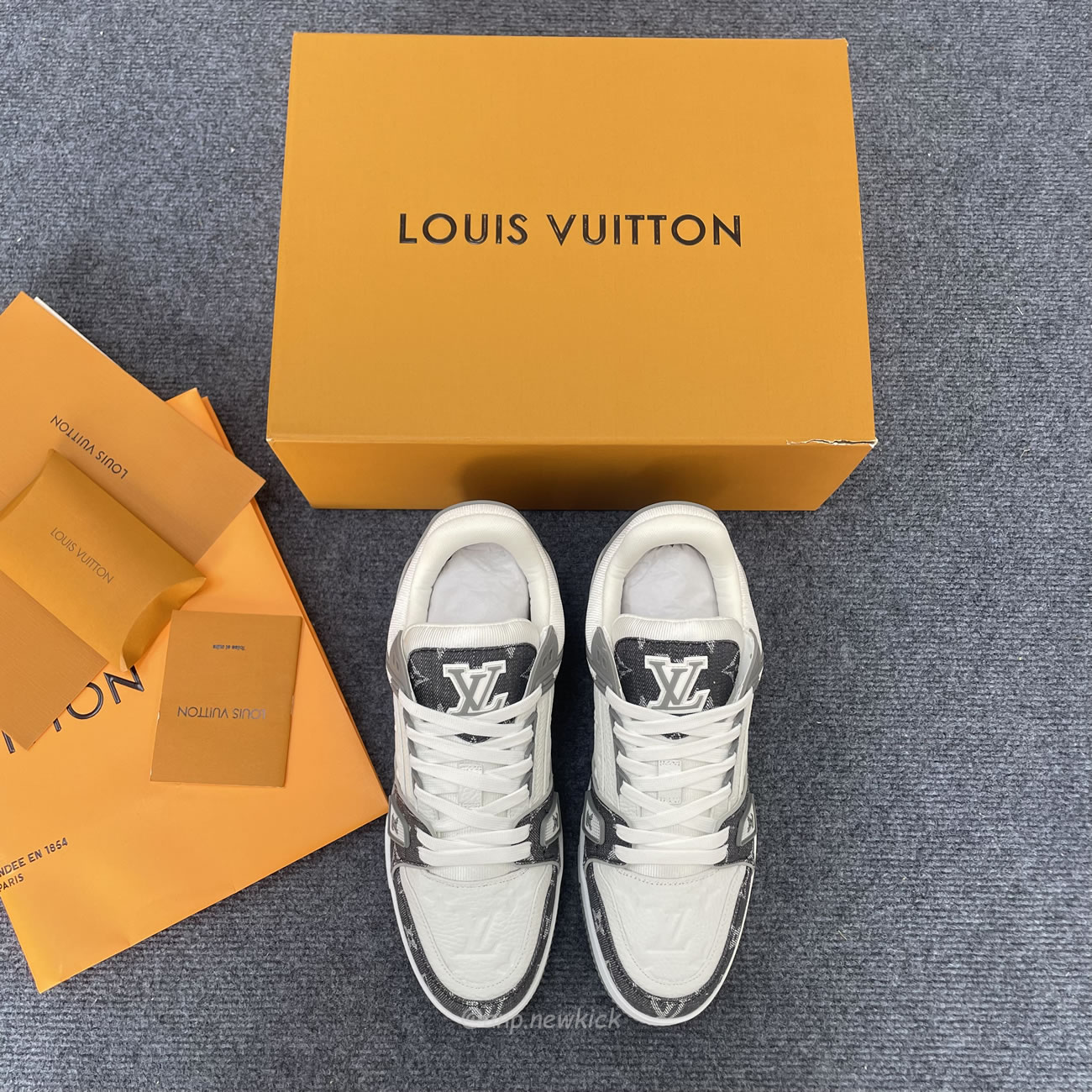 Louis Vuitton Trainer Monogram Denim Grey White 1adf58 (2) - www.newkick.org Louis Vuitton Trainer Monogram Denim Grey White 1adf58 (2) - www.newkick.org