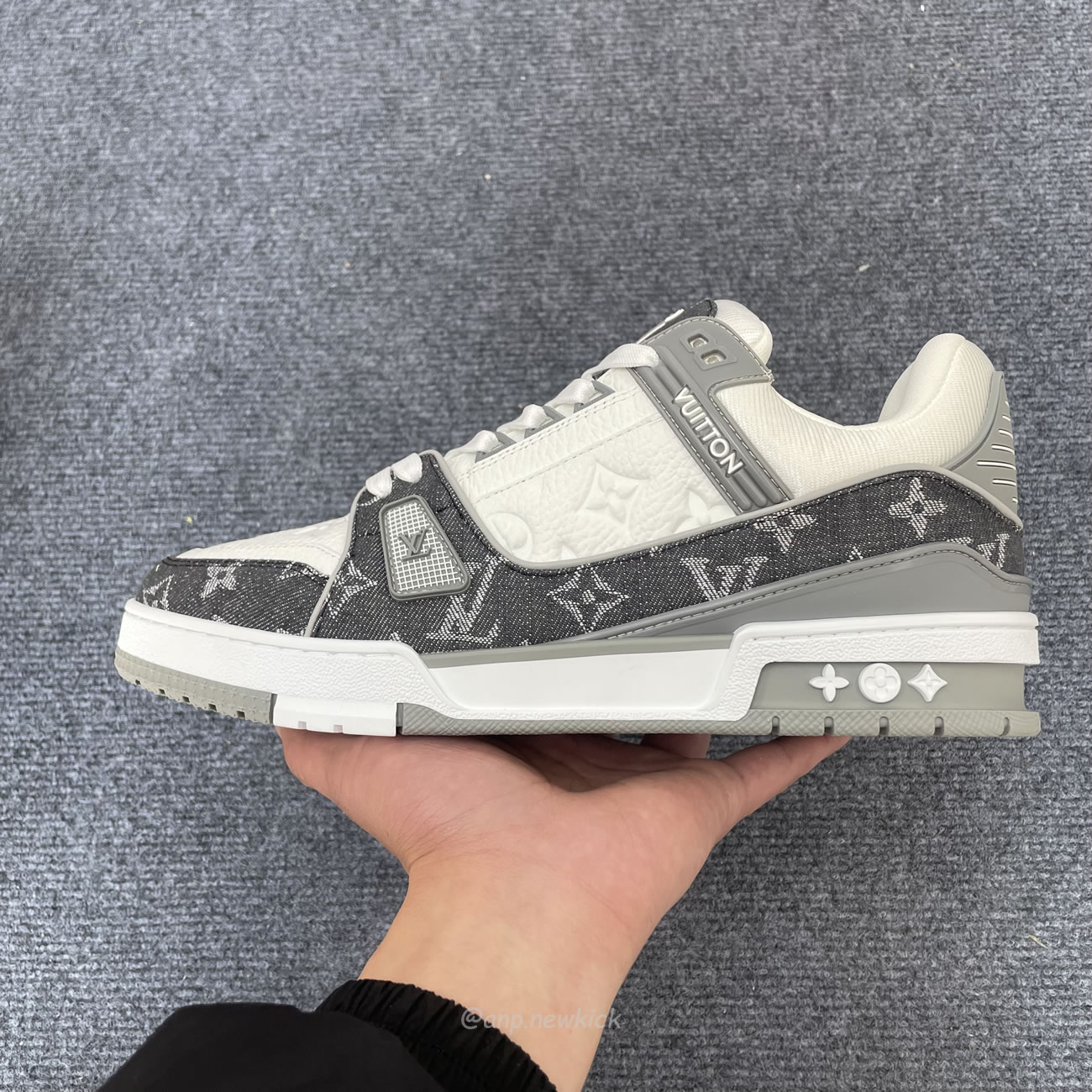 Louis Vuitton Trainer Monogram Denim Grey White 1adf58 (7) - www.newkick.org Louis Vuitton Trainer Monogram Denim Grey White 1adf58 (7) - www.newkick.org