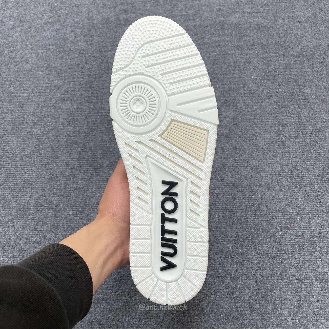 Louis Vuitton Lv Trainer Takashi Murakami White 1ahekg (5) - www.newkick.org