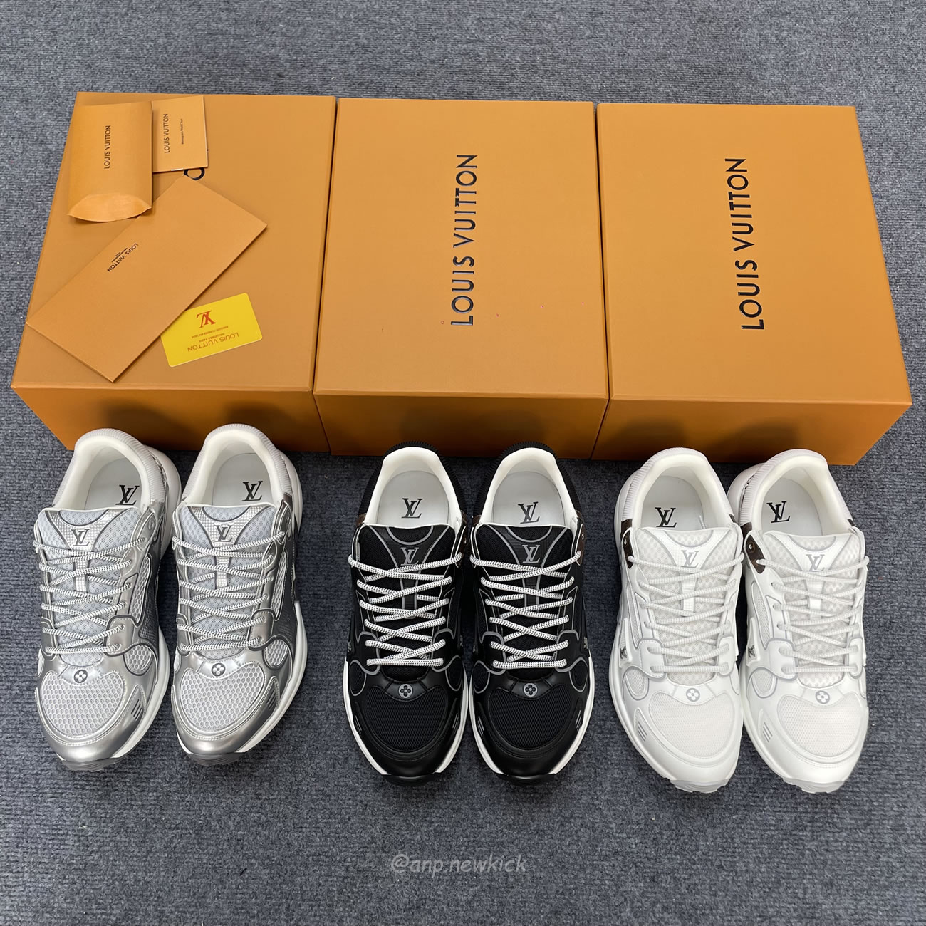 Louis Vuitton Lv Olympia Sneaker Blanc Black Silvery 1ahoht (5) - www.newkick.org