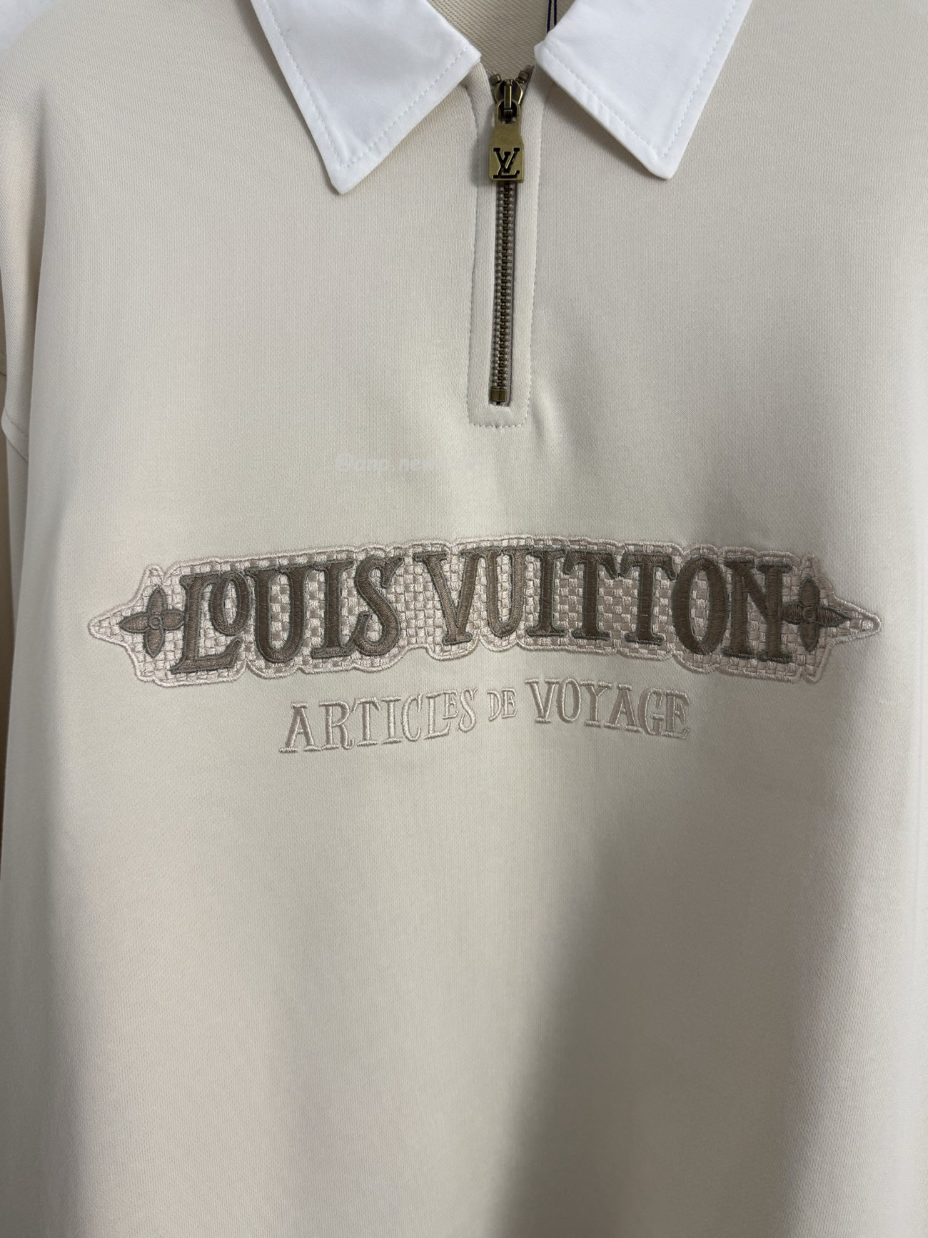 Louis Vuitton Embellished Half Zip Sweatshirt 1ahw30 (7) - www.newkick.org