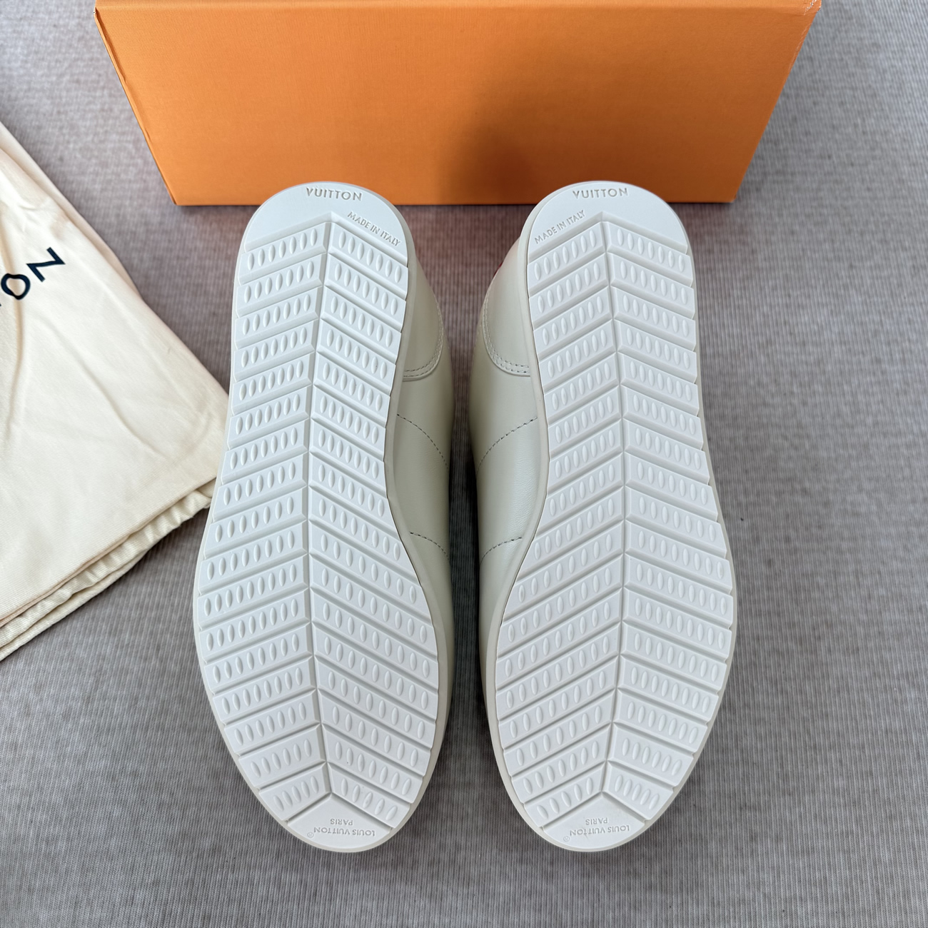 Louis Vuitton Lv Buttersoft Sneaker Beige 1aikj1 (5) - www.newkick.org