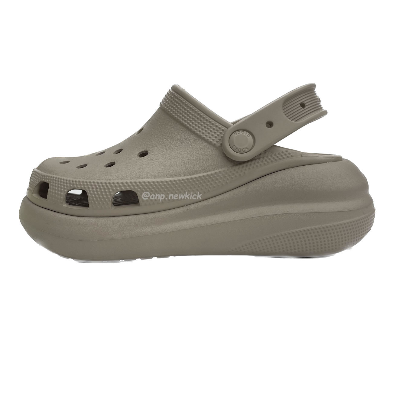 Crocs Classic Crush Clog Bone Multi Black White Green Blue Grey Red Green Dark Green Brown 207521 (18) - www.newkick.org Crocs Classic Crush Clog Bone Multi Black White Green Blue Grey Red Green Dark Green Brown 207521 (18) - www.newkick.org