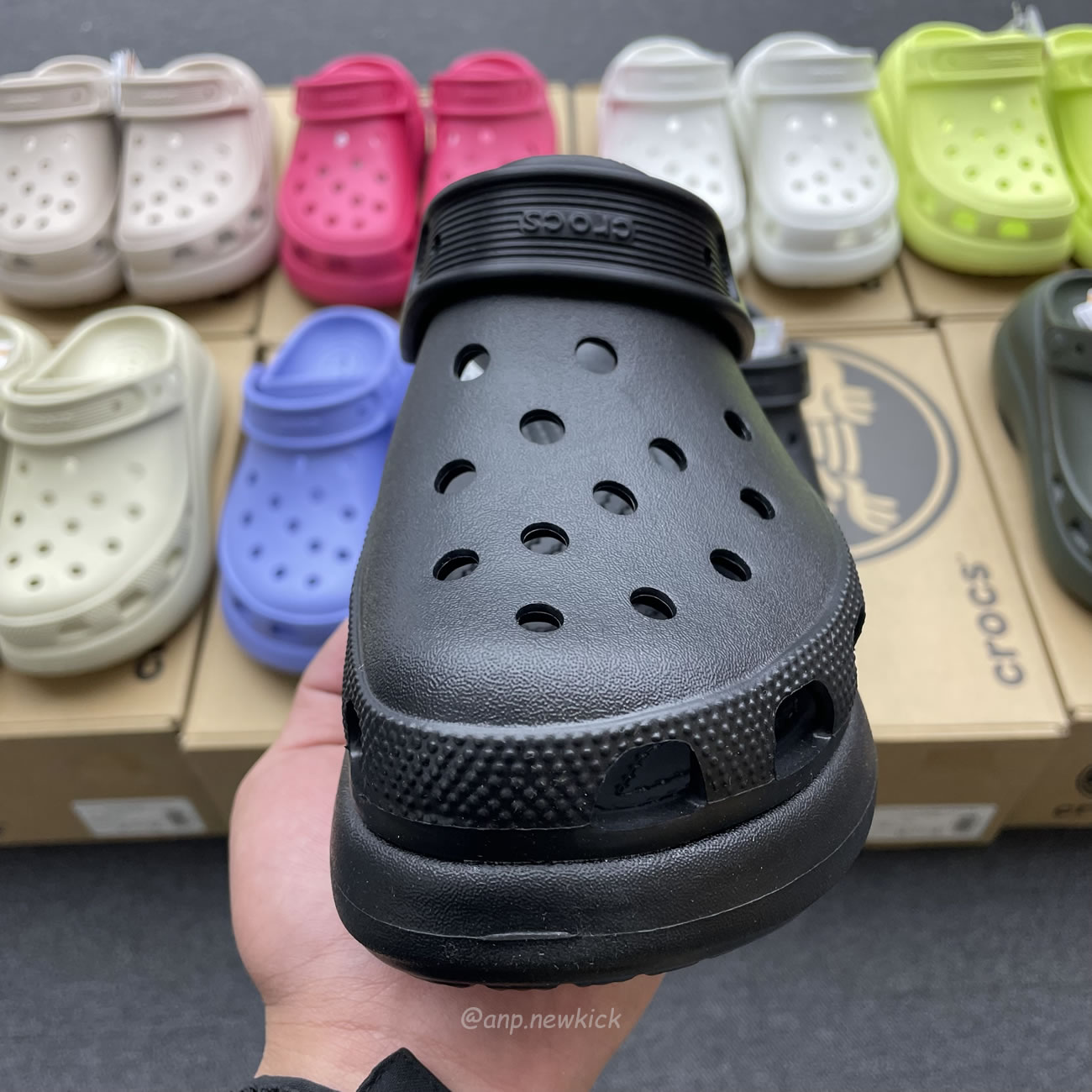Crocs Classic Crush Clog Bone Multi Black White Green Blue Grey Red Green Dark Green Brown 207521 (3) - www.newkick.org Crocs Classic Crush Clog Bone Multi Black White Green Blue Grey Red Green Dark Green Brown 207521 (3) - www.newkick.org