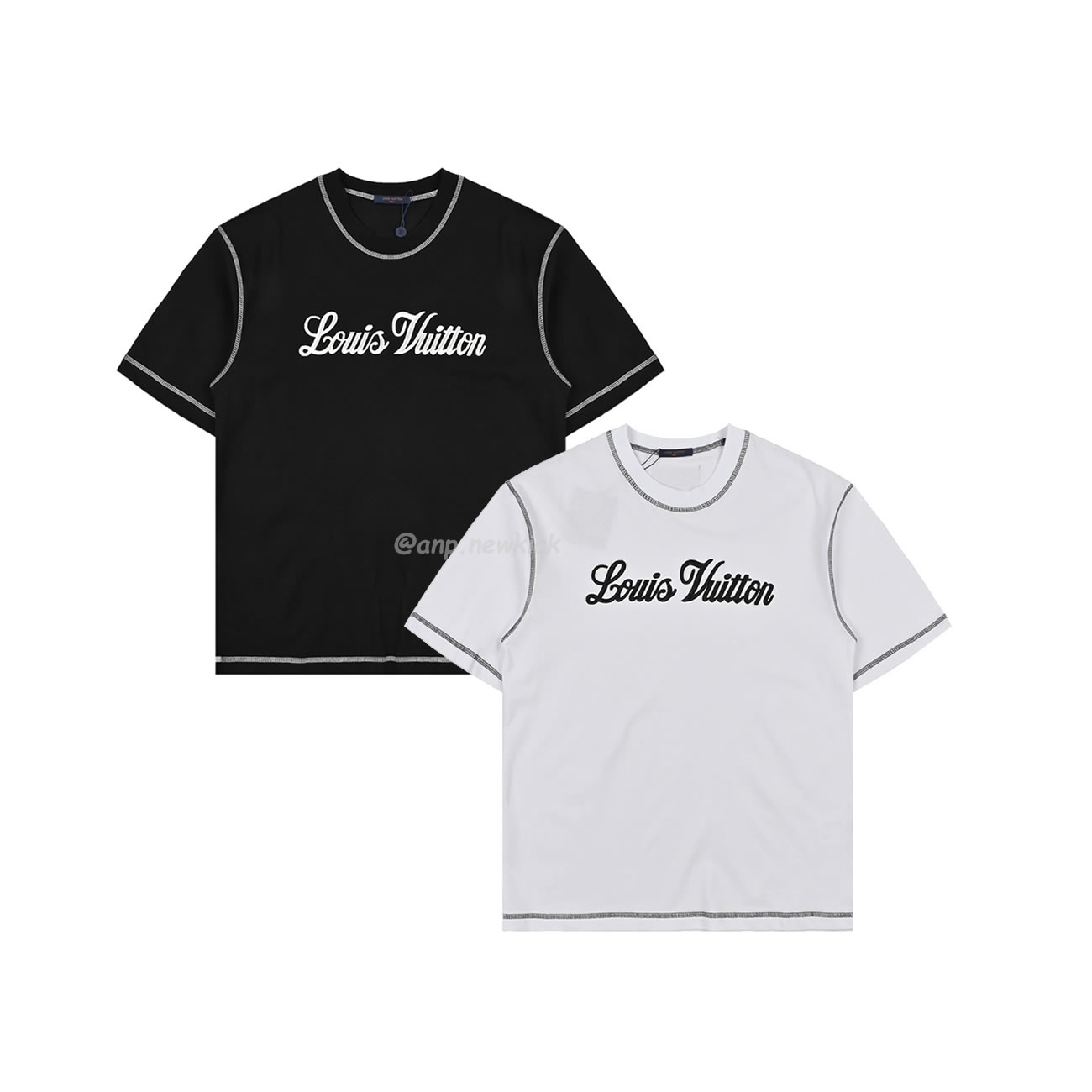 Louis Vuitton 24ss Stitching Cursive Embroidery Letters, Short Sleeves T Shirt (1) - www.newkick.org Louis Vuitton 24ss Stitching Cursive Embroidery Letters, Short Sleeves T Shirt (1) - www.newkick.org