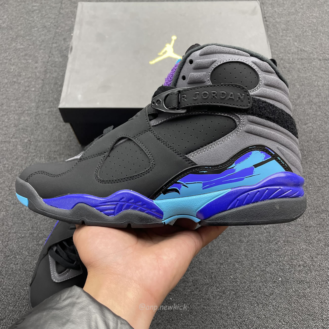 Air Jordan 8 Retro Aqua 2015 305381 025 (9) - www.newkick.org Air Jordan 8 Retro Aqua 2015 305381 025 (9) - www.newkick.org