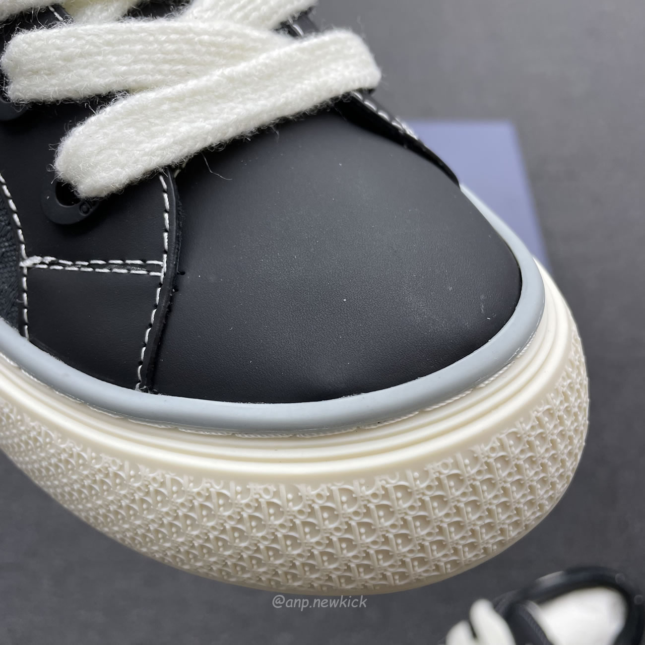 Dior B33 Sneaker Black Smooth Calfskin Oblique Jacquard 3sn303zwn55936 (9) - www.newkick.org Dior B33 Sneaker Black Smooth Calfskin Oblique Jacquard 3sn303zwn55936 (9) - www.newkick.org